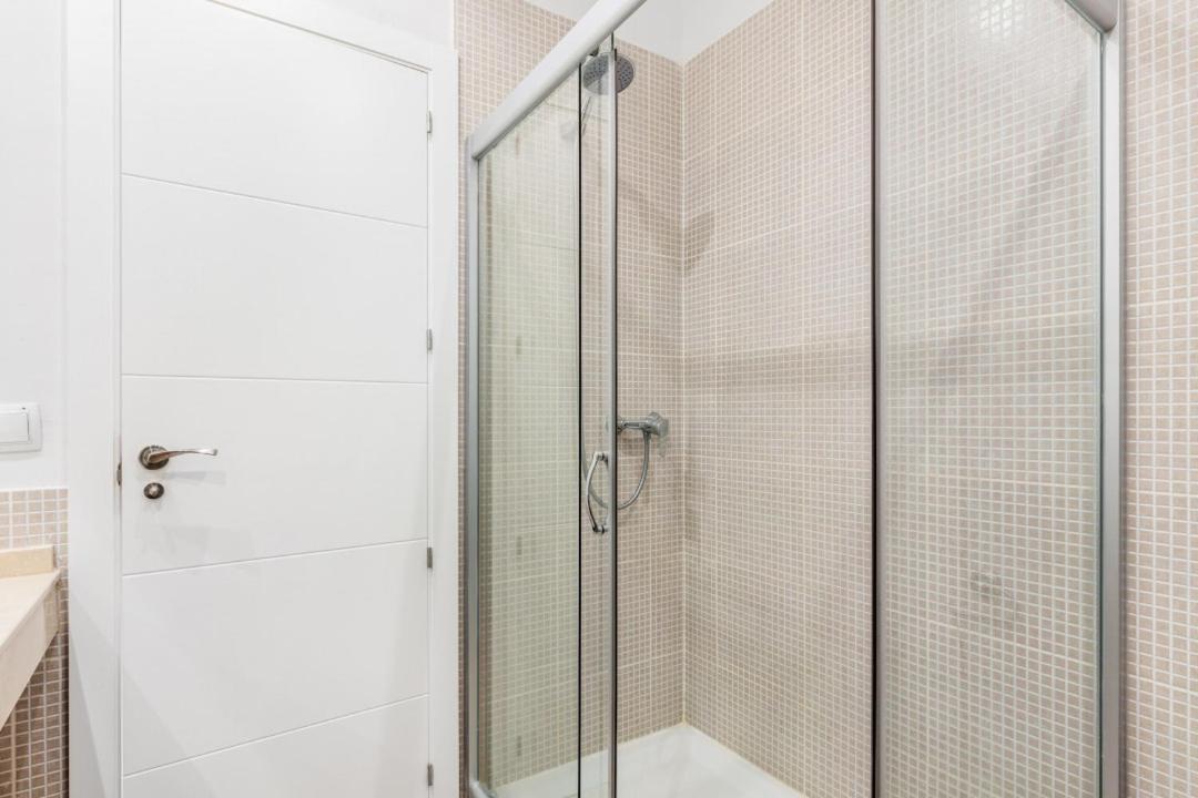 Apartamento 4 Bedrooms 2 Bathrooms Furnished - Salamanca - Refurbished - Mintystay