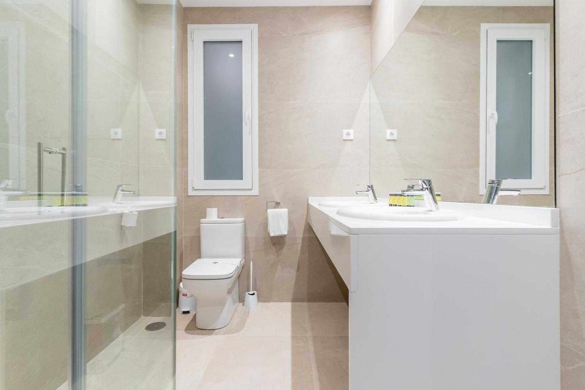 Apartamento Stylish -4bedrooms 2bathrooms-salamanca *
