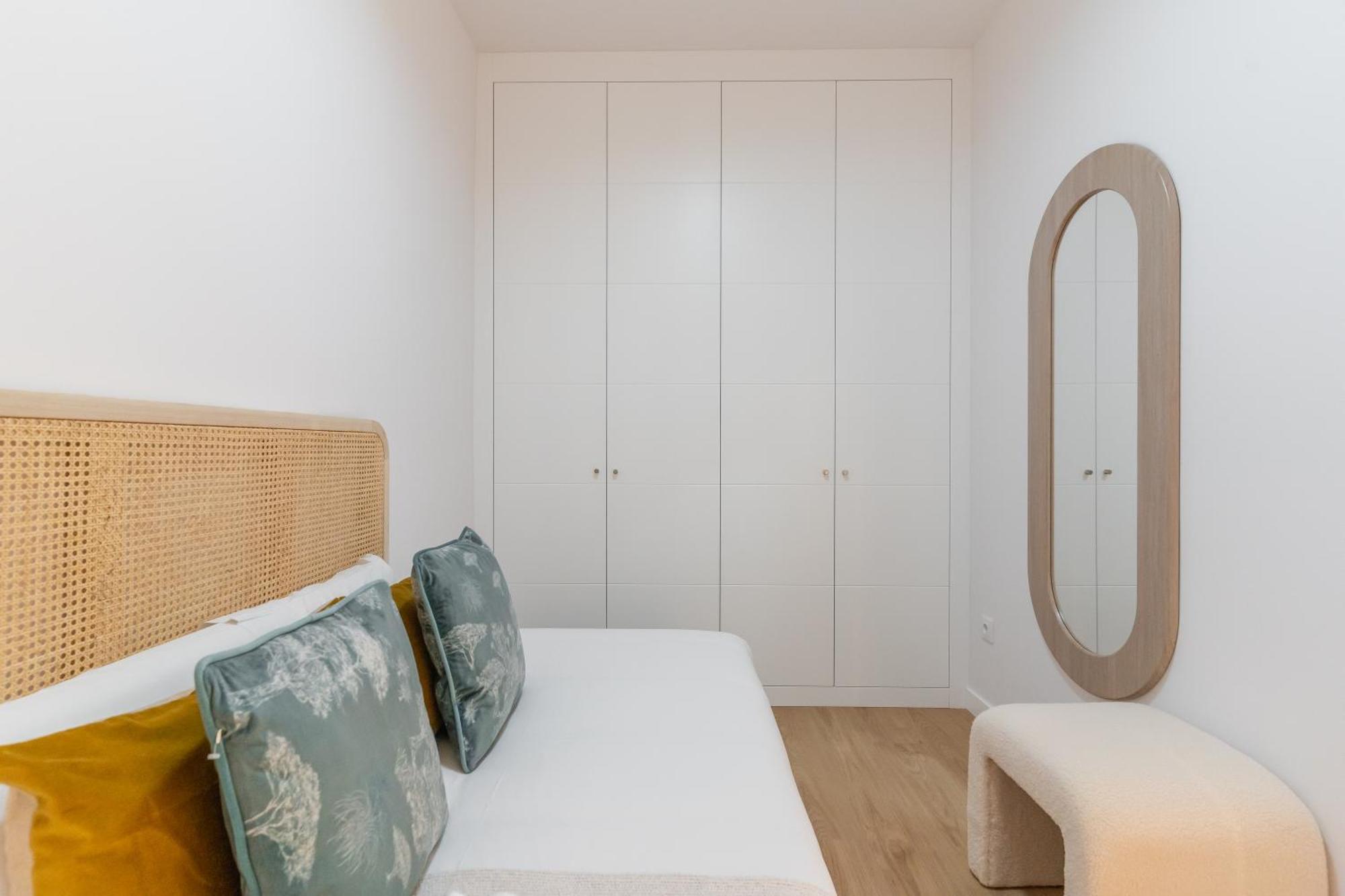 Renovated Modern -4 Bedrooms 2baths-salamanca Appartamento Madrid