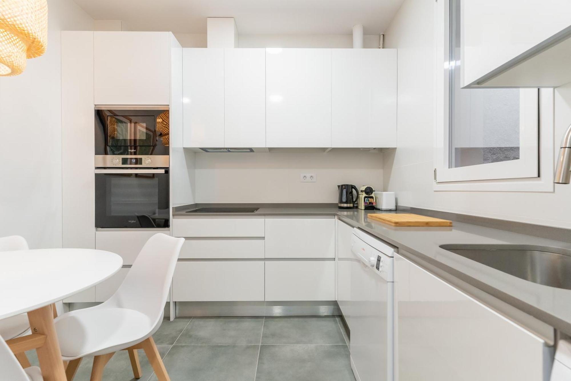 Renovated Modern -4 Bedrooms 2baths-salamanca Appartamento Madrid
