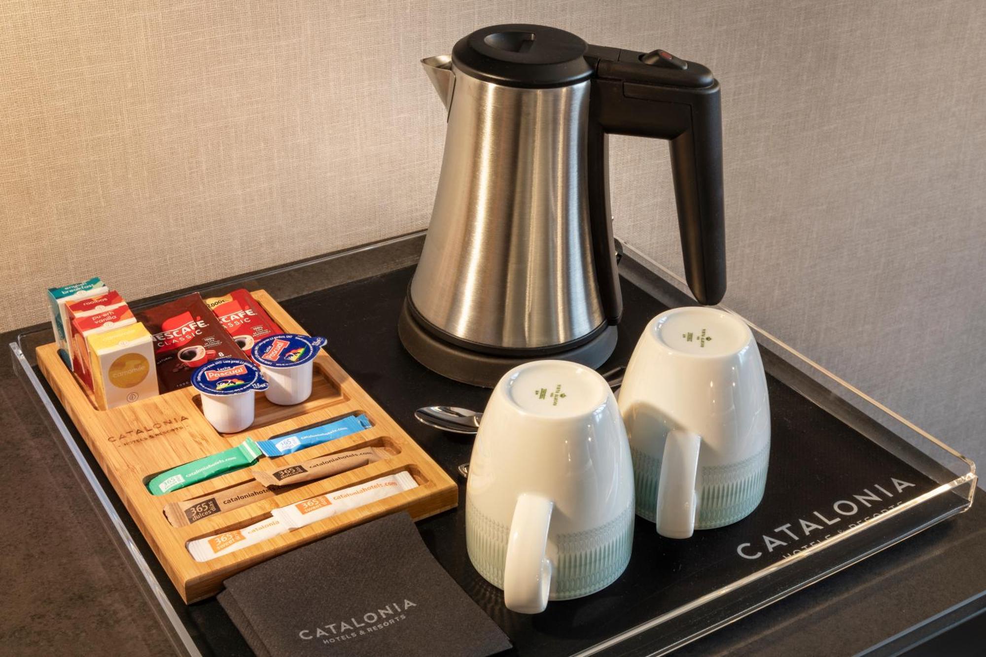 Catalonia El Retiro Hotel 4*