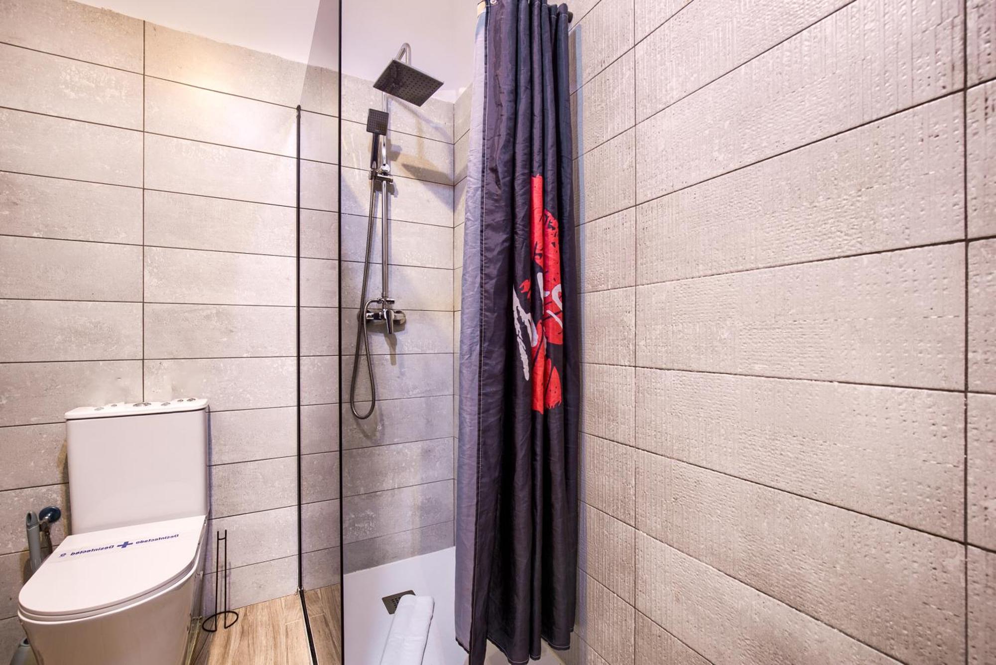 Charming Tirso De Molina Apartamento *