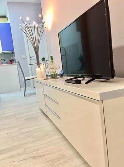 Modern Ii In *