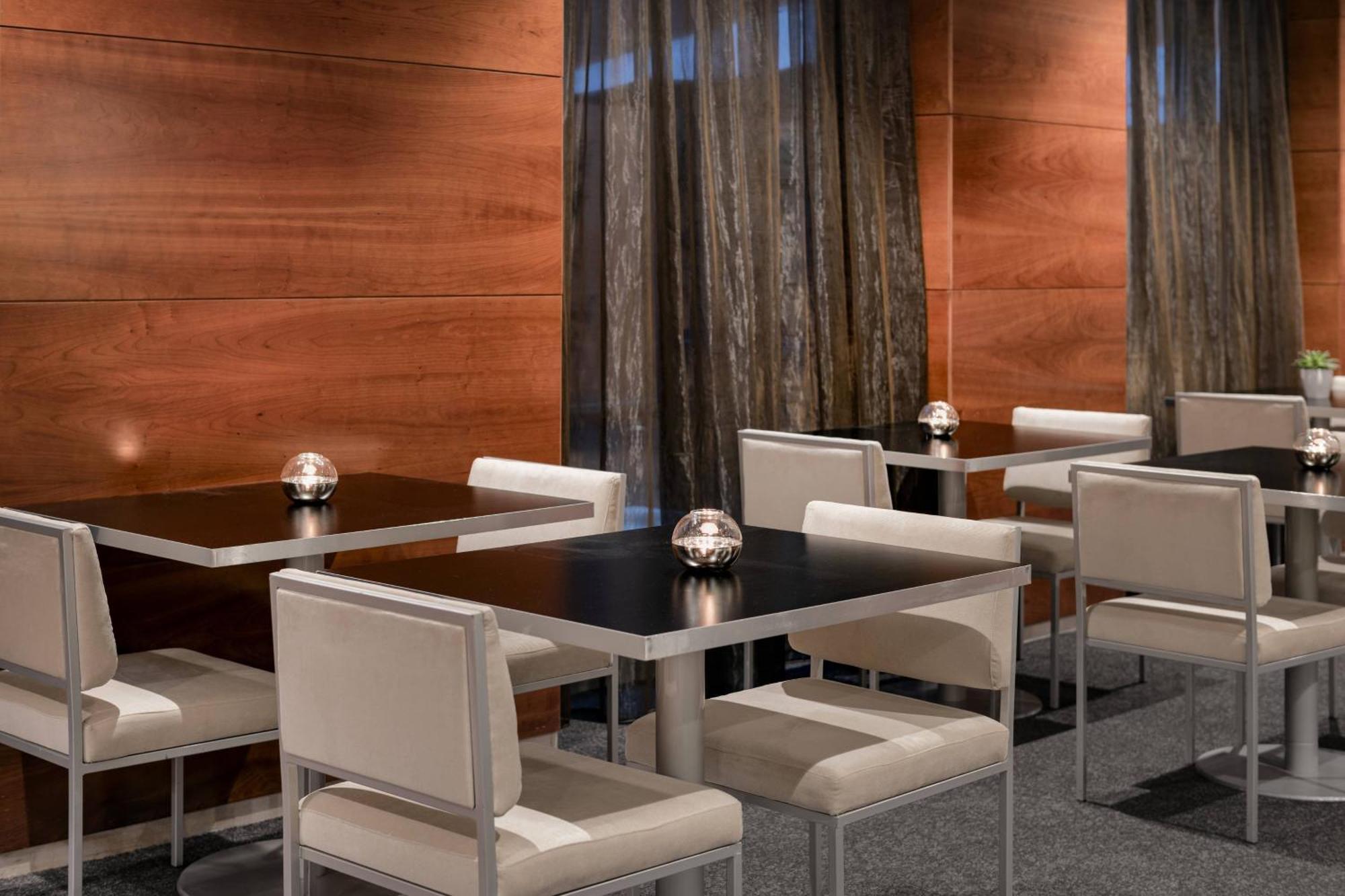 Ac Vascos By Marriott Hotel Madrid