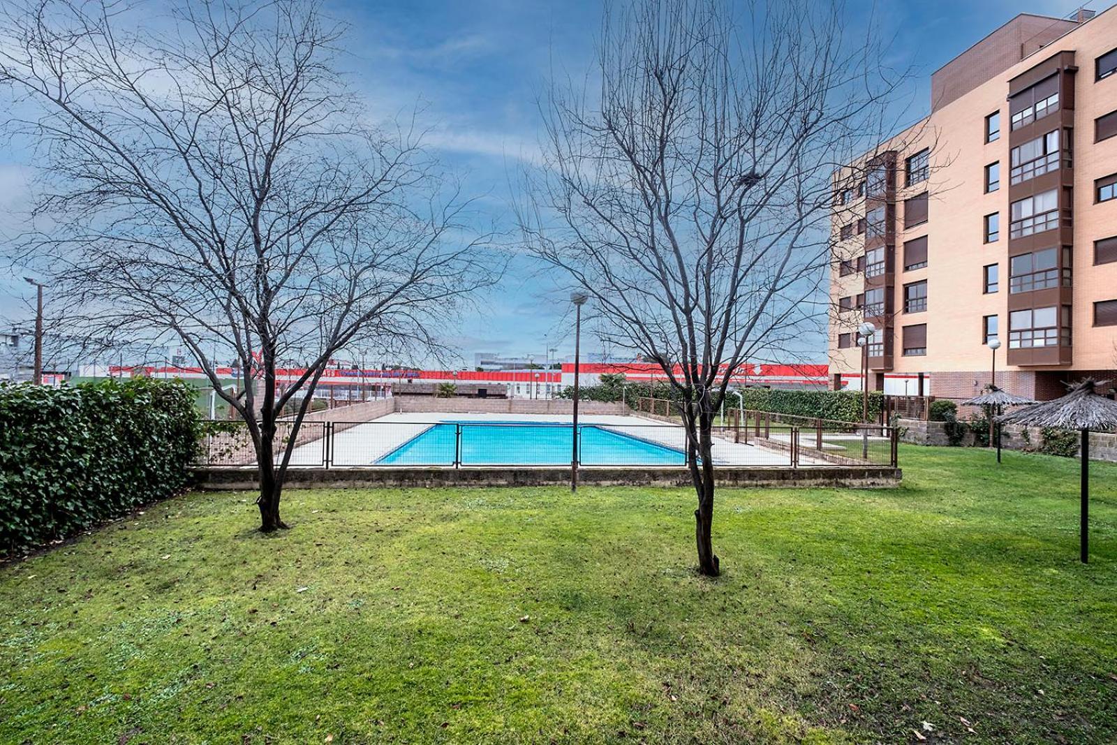 Apartamento Wanda Ifema Con Parking Y Piscina Madri