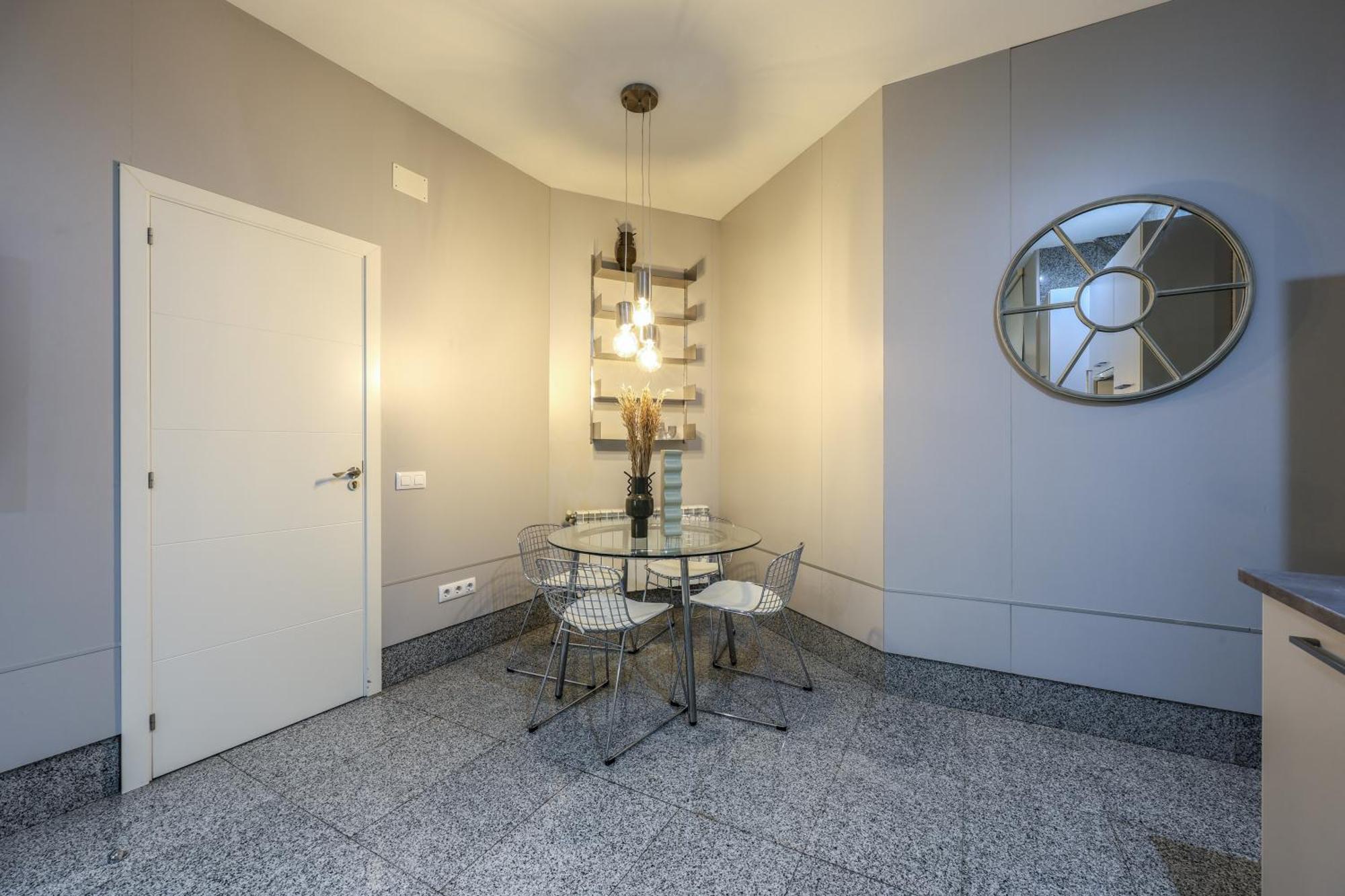 Ap Embajadores Ii Apartamento