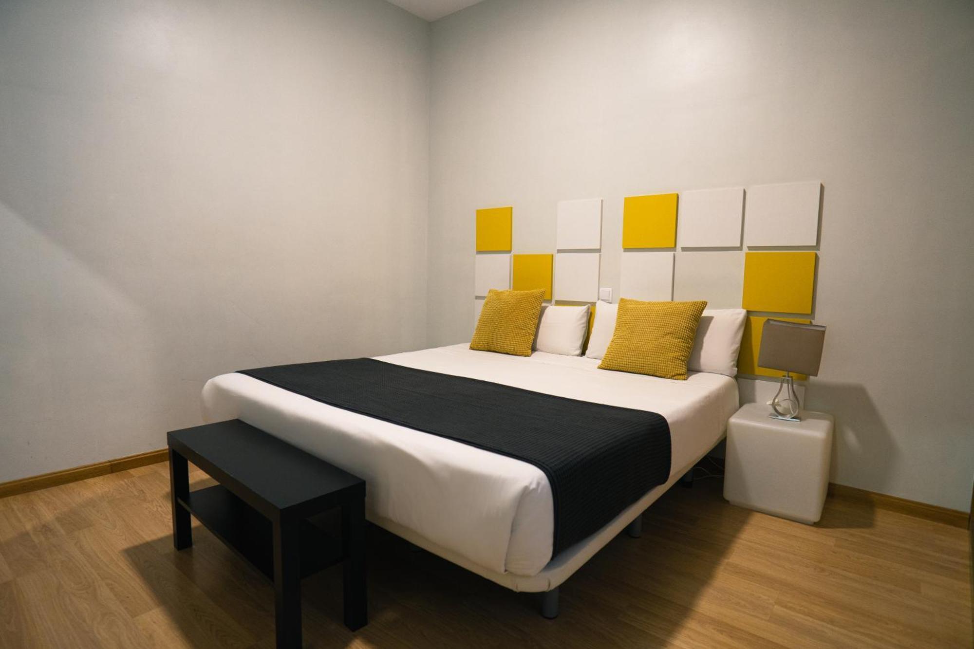 Smartr Chueca Aparthotel 3*