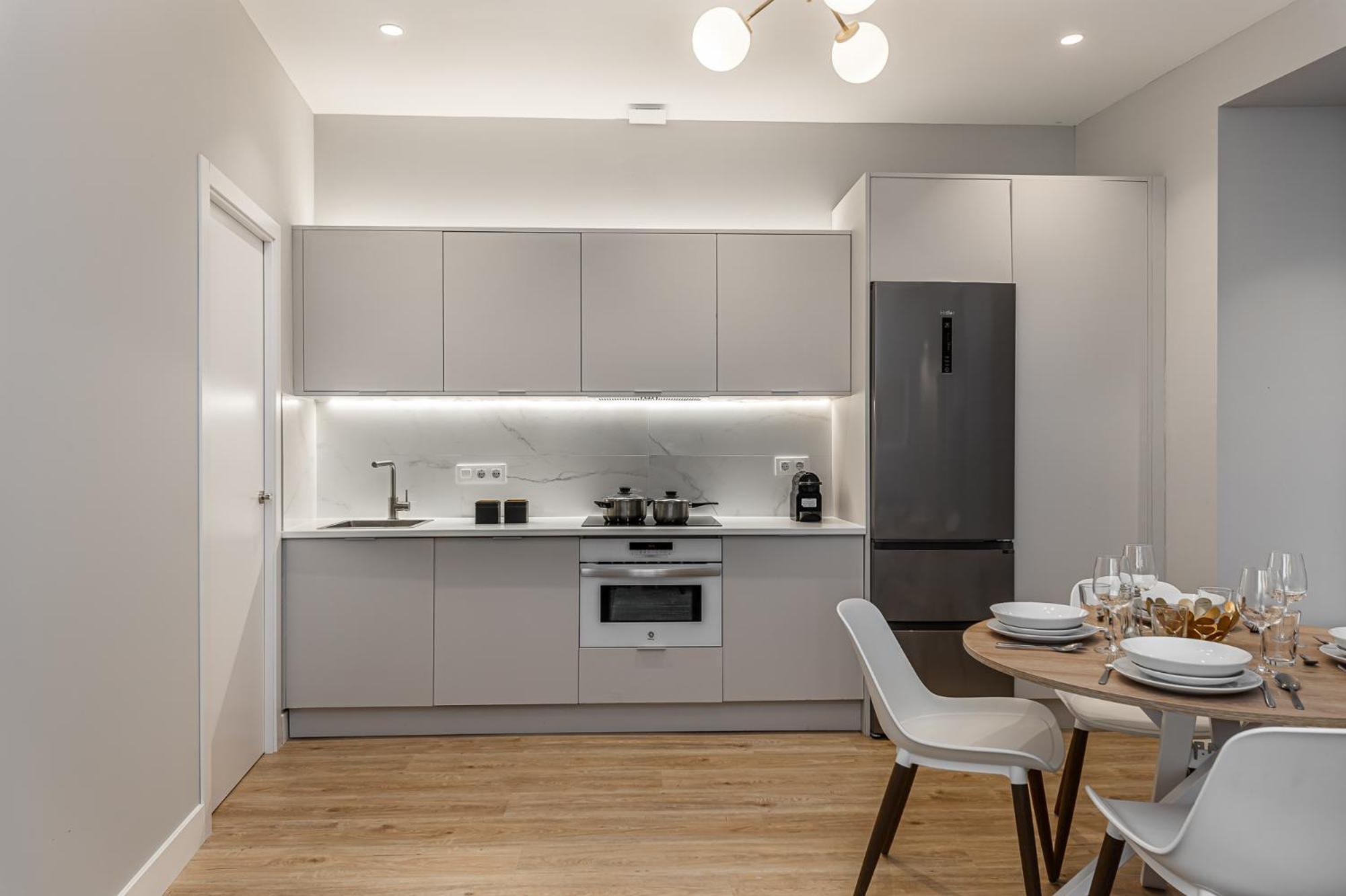 Waou Essence Iii Anton Martin - Corta Duracion Apartment *