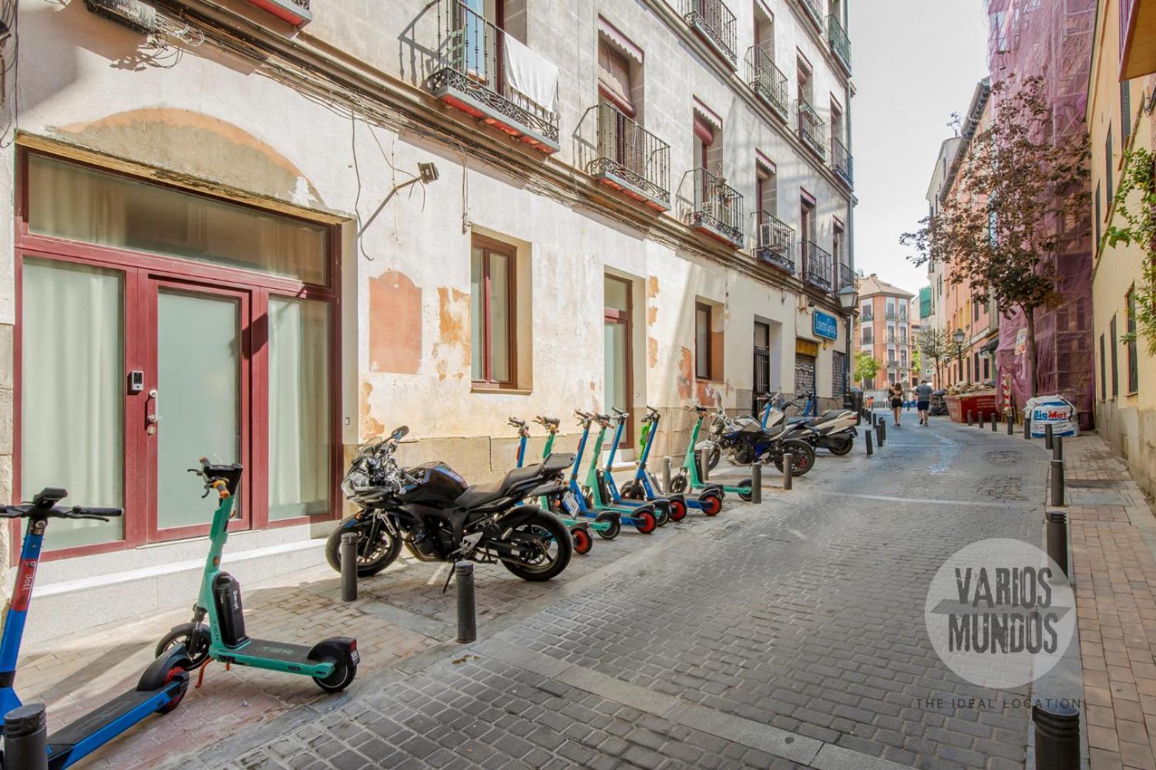 Toque De 8 En Tesoro 6 E3 Apartamento Madrid