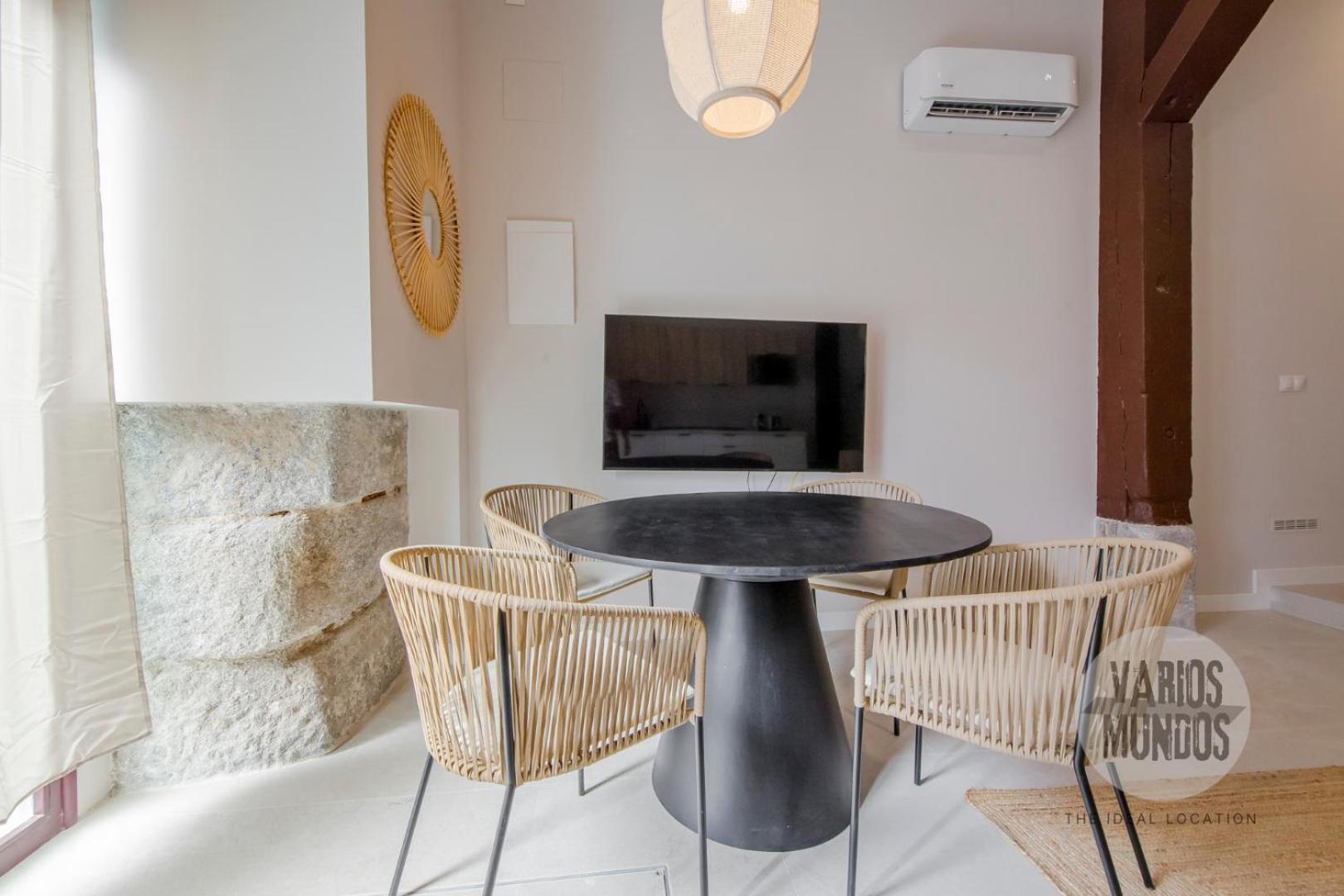 Apartamento Toque De 8 En Tesoro 6 E3 Madrid