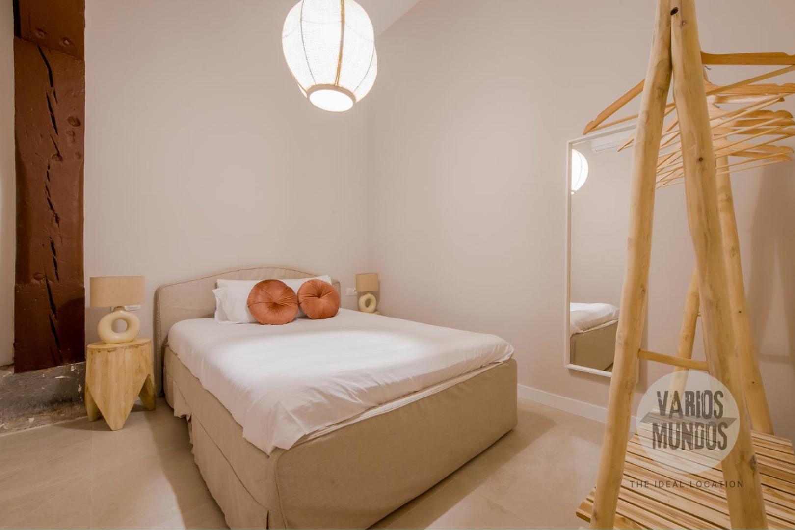Apartamento Toque De 8 En Tesoro 6 E3