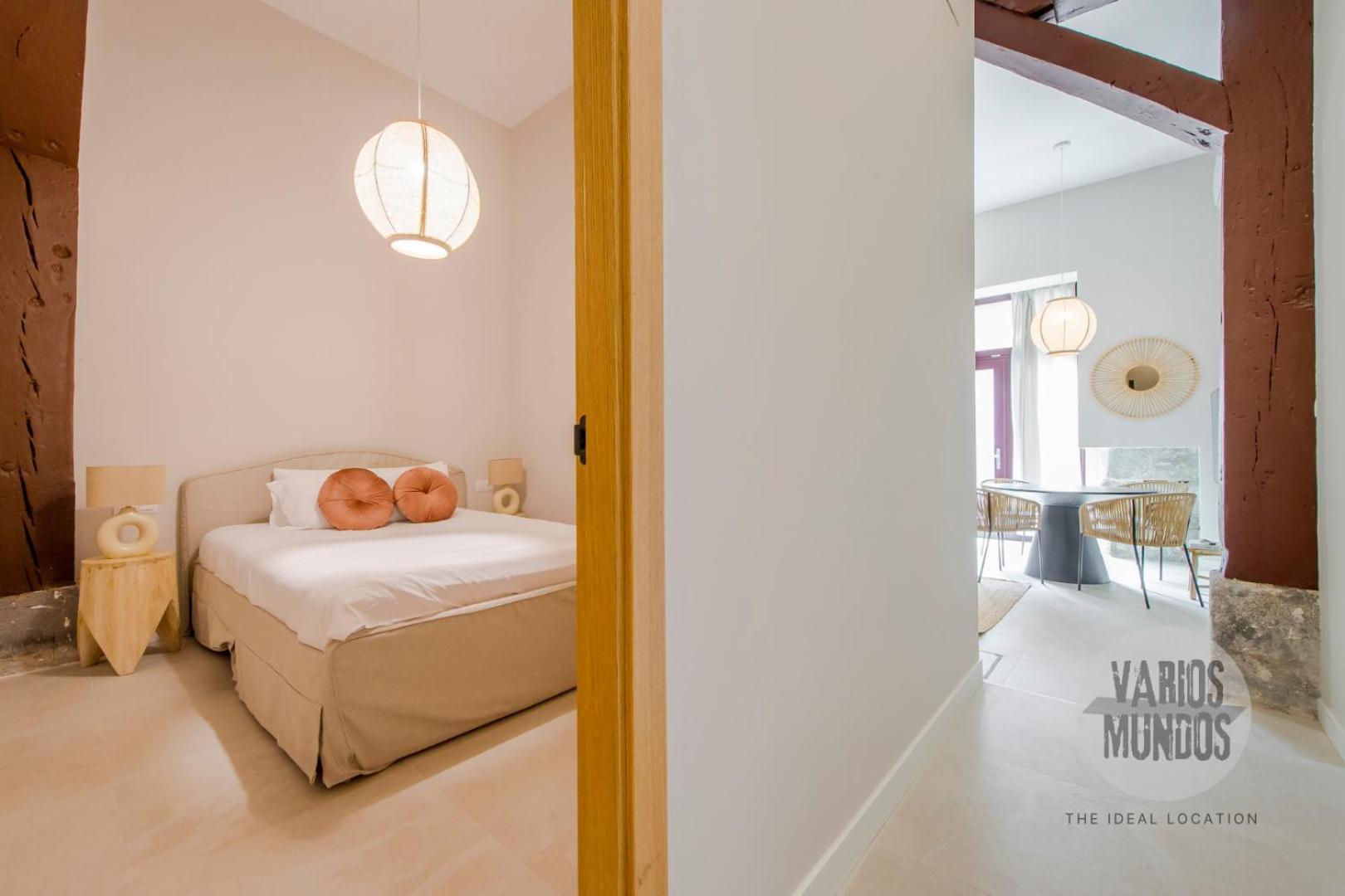 Apartamento Toque De 8 En Tesoro 6 E3 *