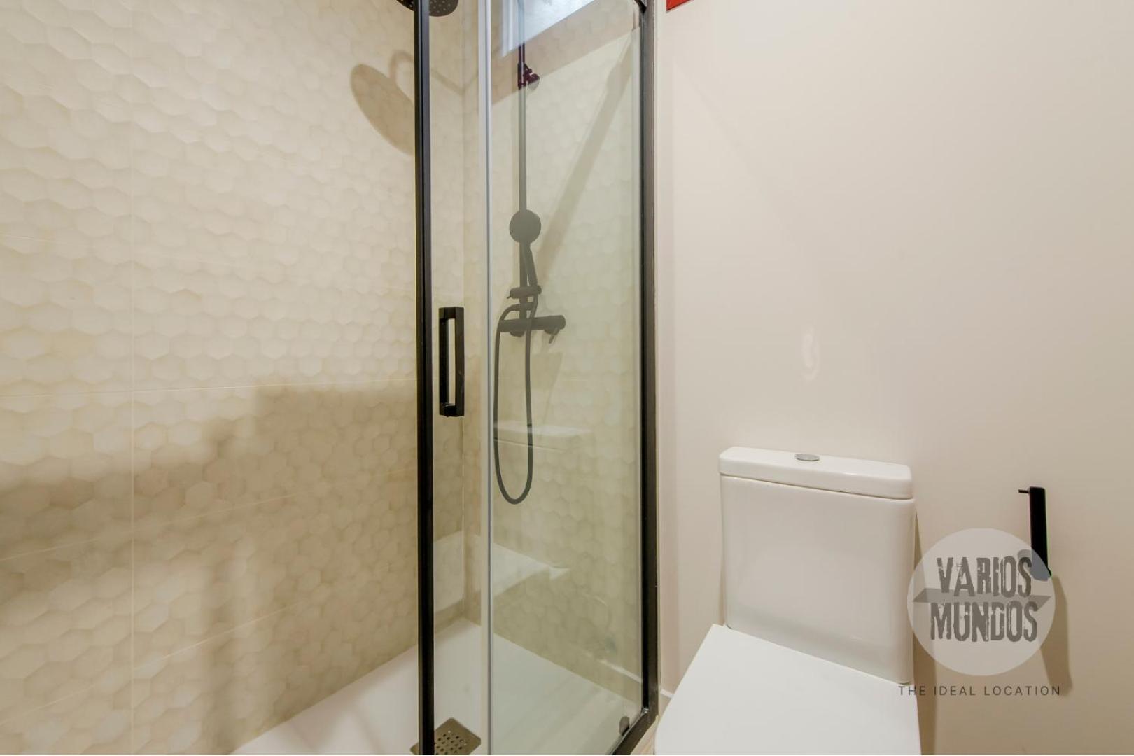 Toque De 8 En Tesoro 6 E3 Apartamento Madrid