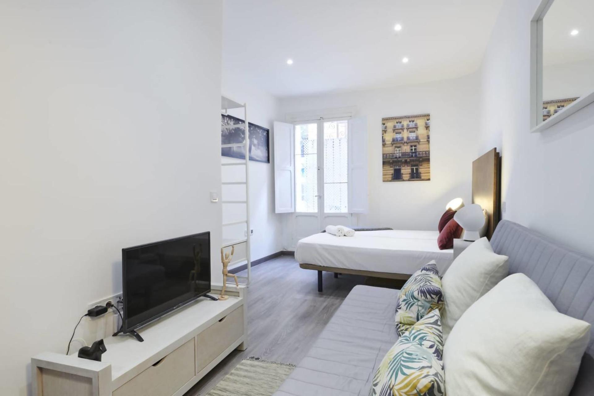 Estudio Retiro-ibiza 0 *