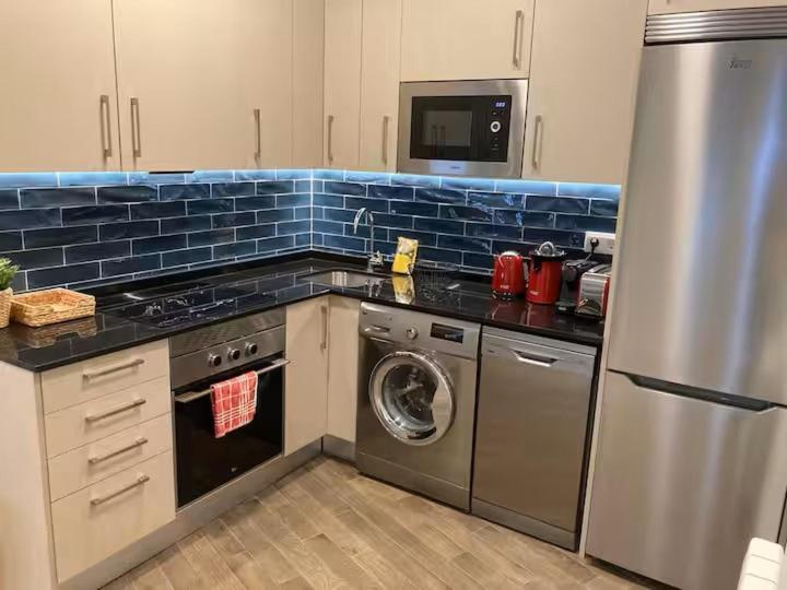 Apartamento A Menos De 20 Min De Sitios Clave Madrid