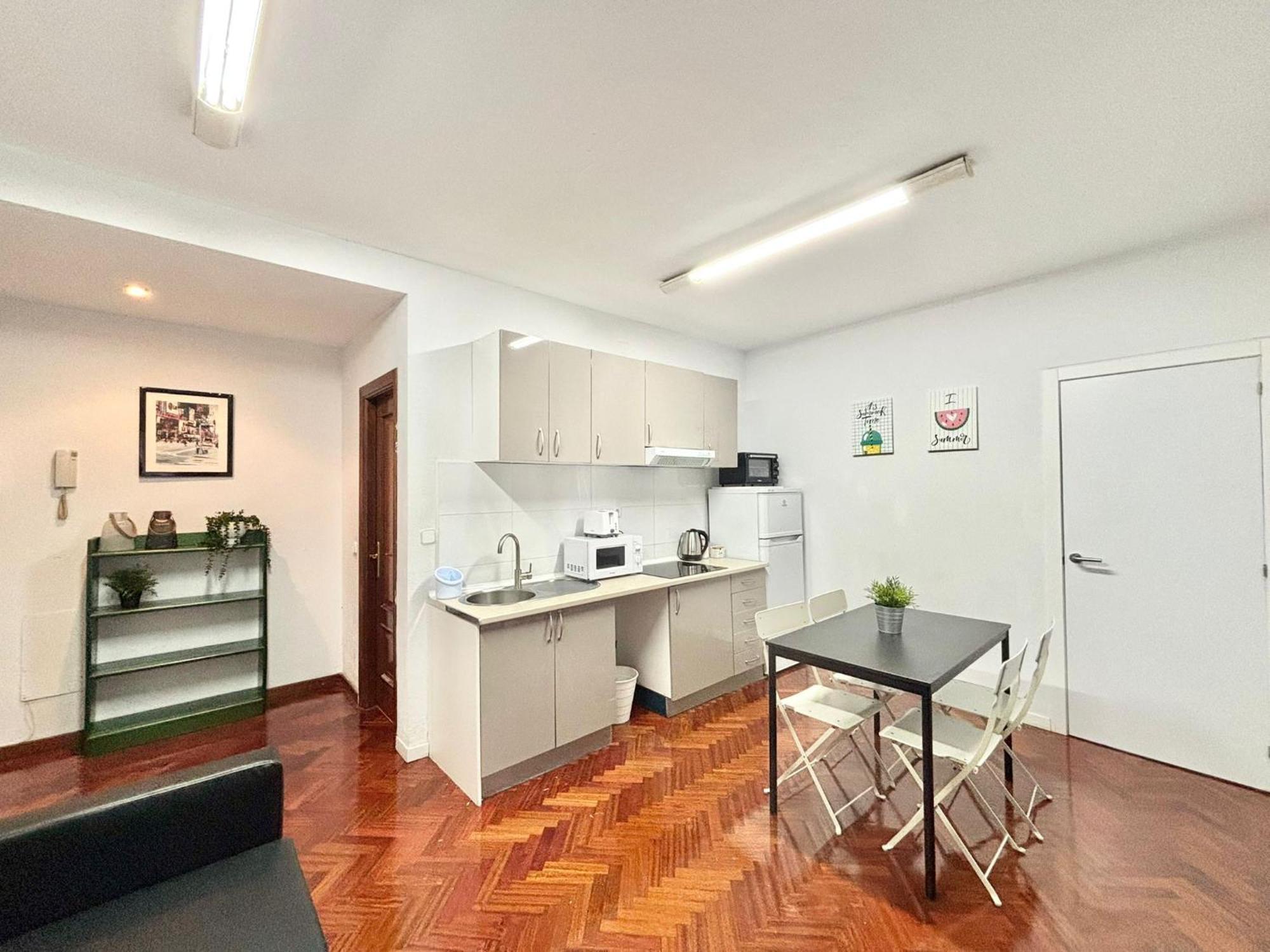 Atocha Centro Juan De Mariana Apartamento *