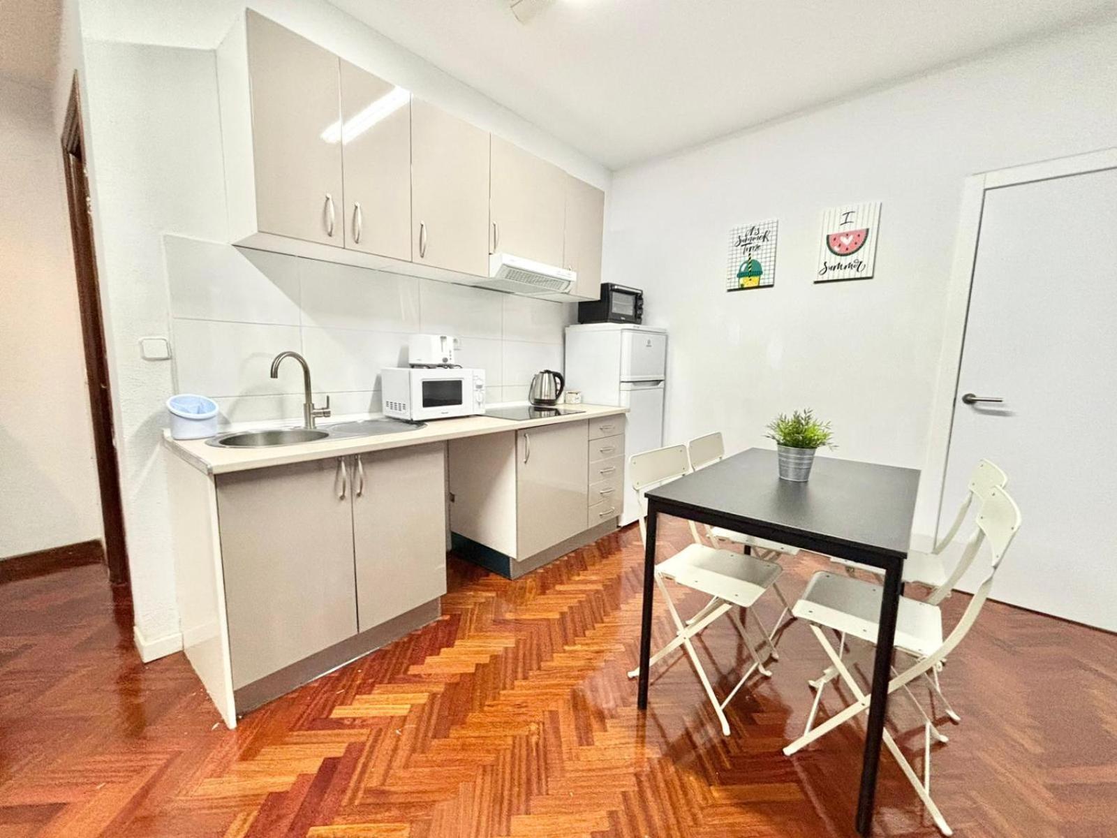 Atocha Centro Juan De Mariana Apartamento Madrid