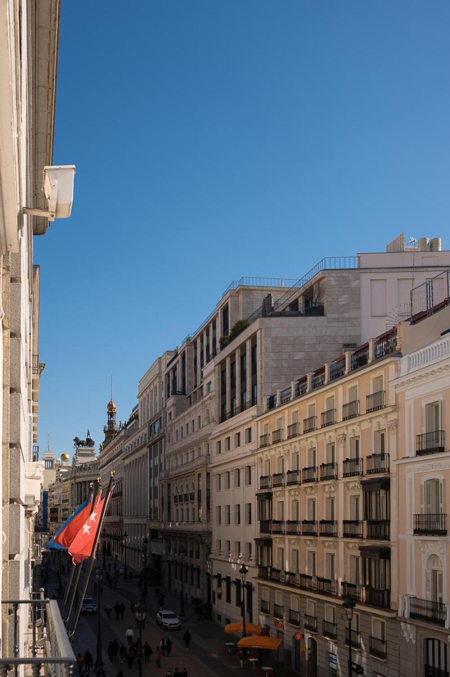 Luthia Puerta Del Sol * Madri