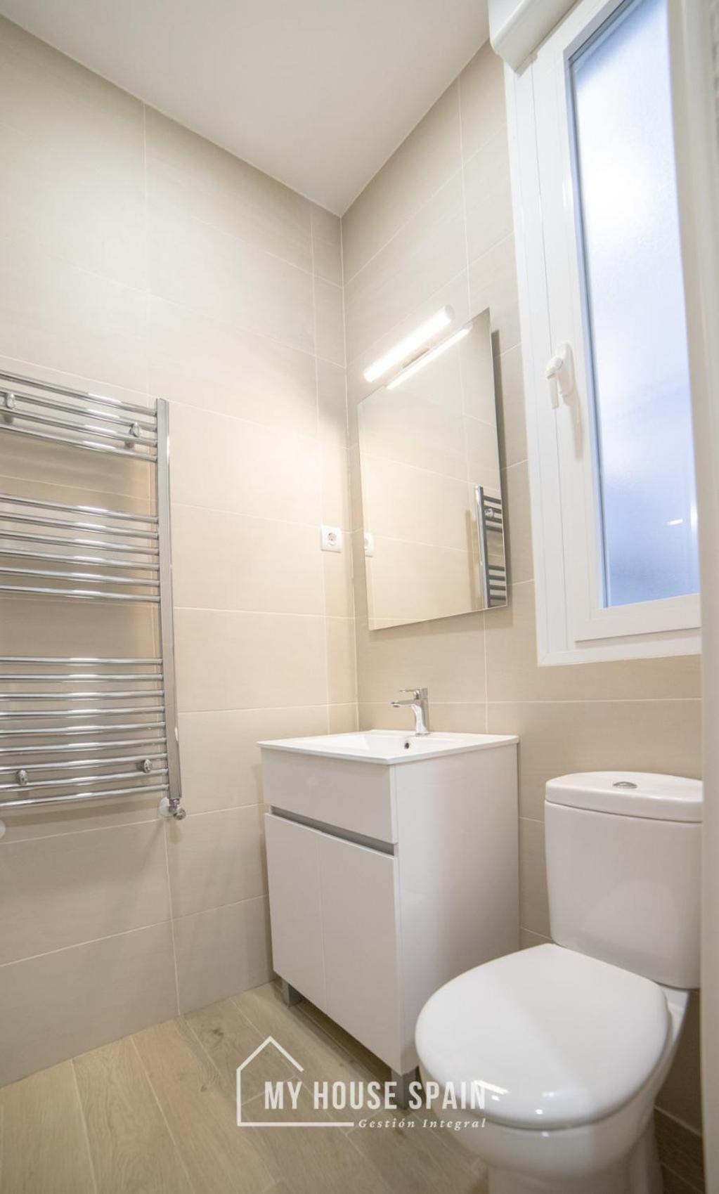 Myhousespain - Acogedor Piso Con Patio En Chamberi Apartamento *
