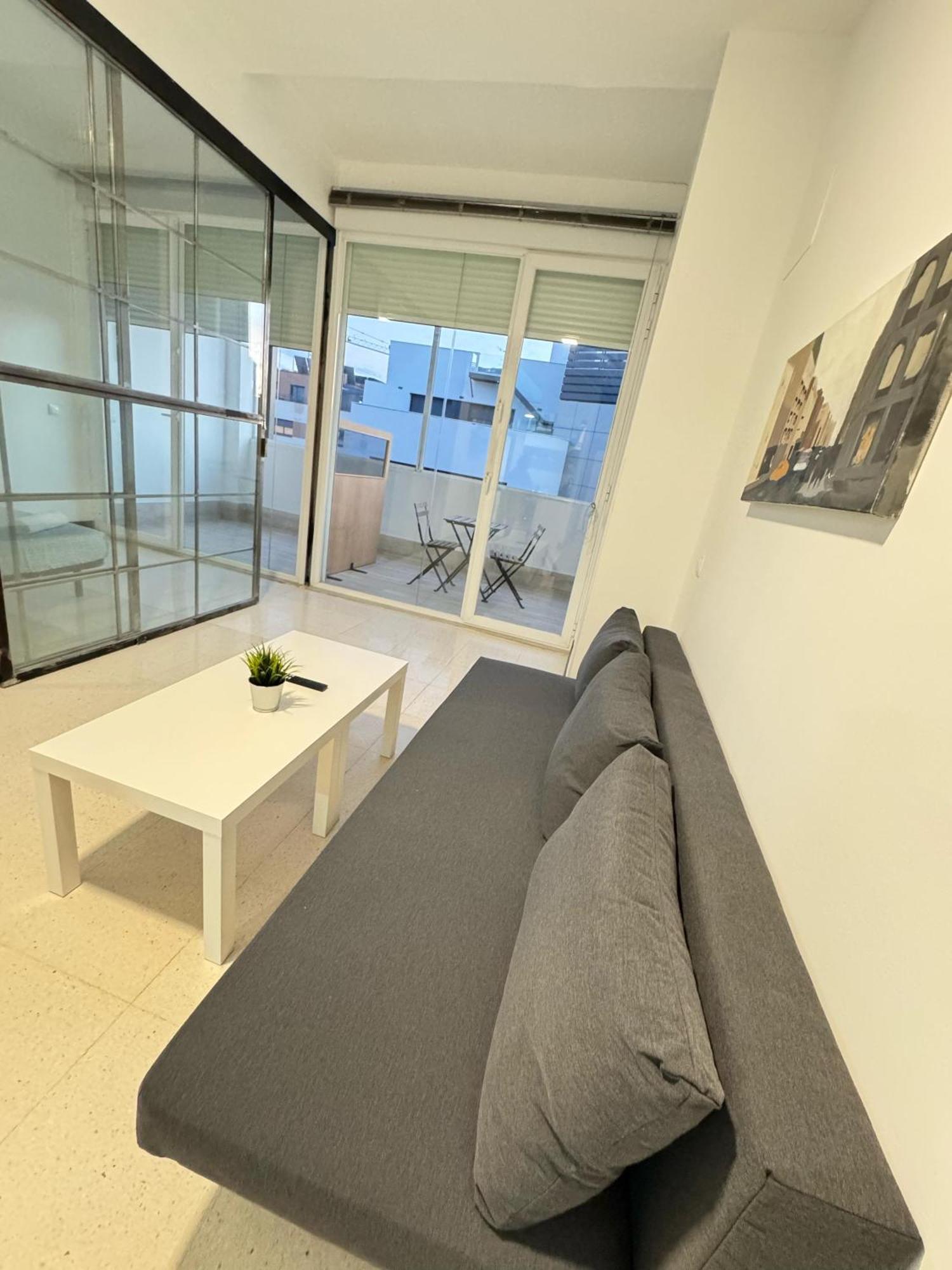 Apartamento Luminosos Pozuelo A 8 Minutos De Palacio Real Madri