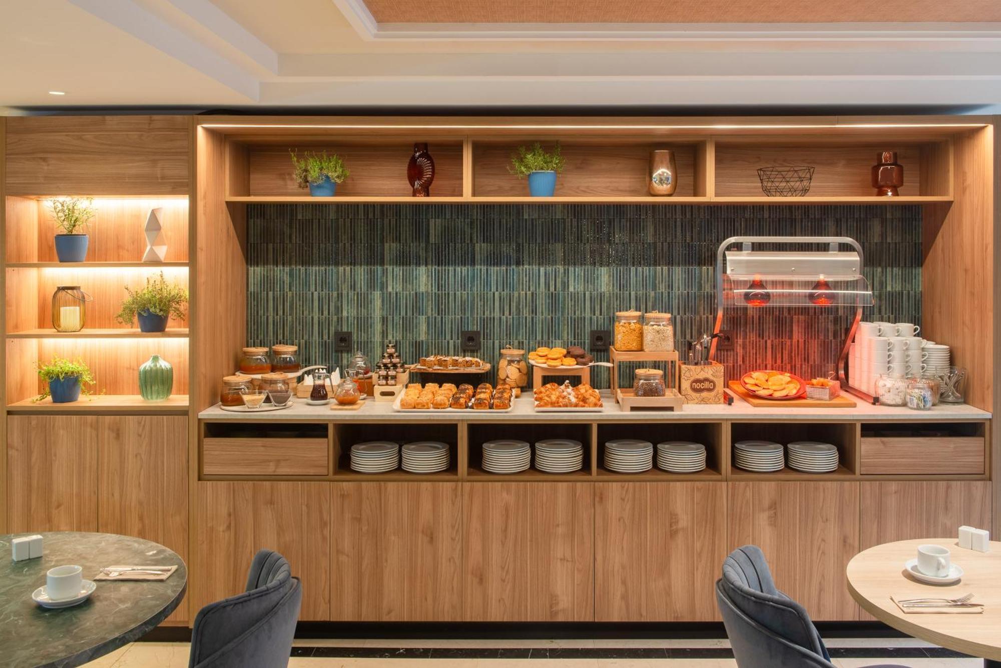 Alameda Aeropuerto, Affiliated By Melia 4* Madri