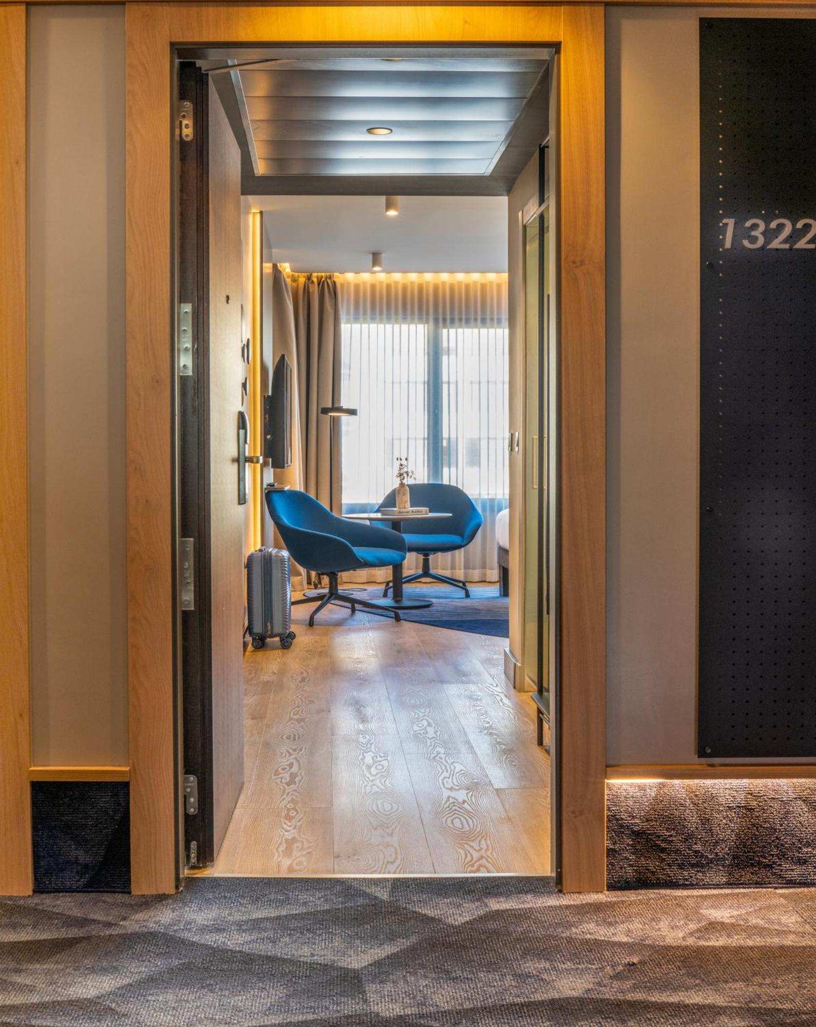 Pullman Airport & Feria 4* Madrid