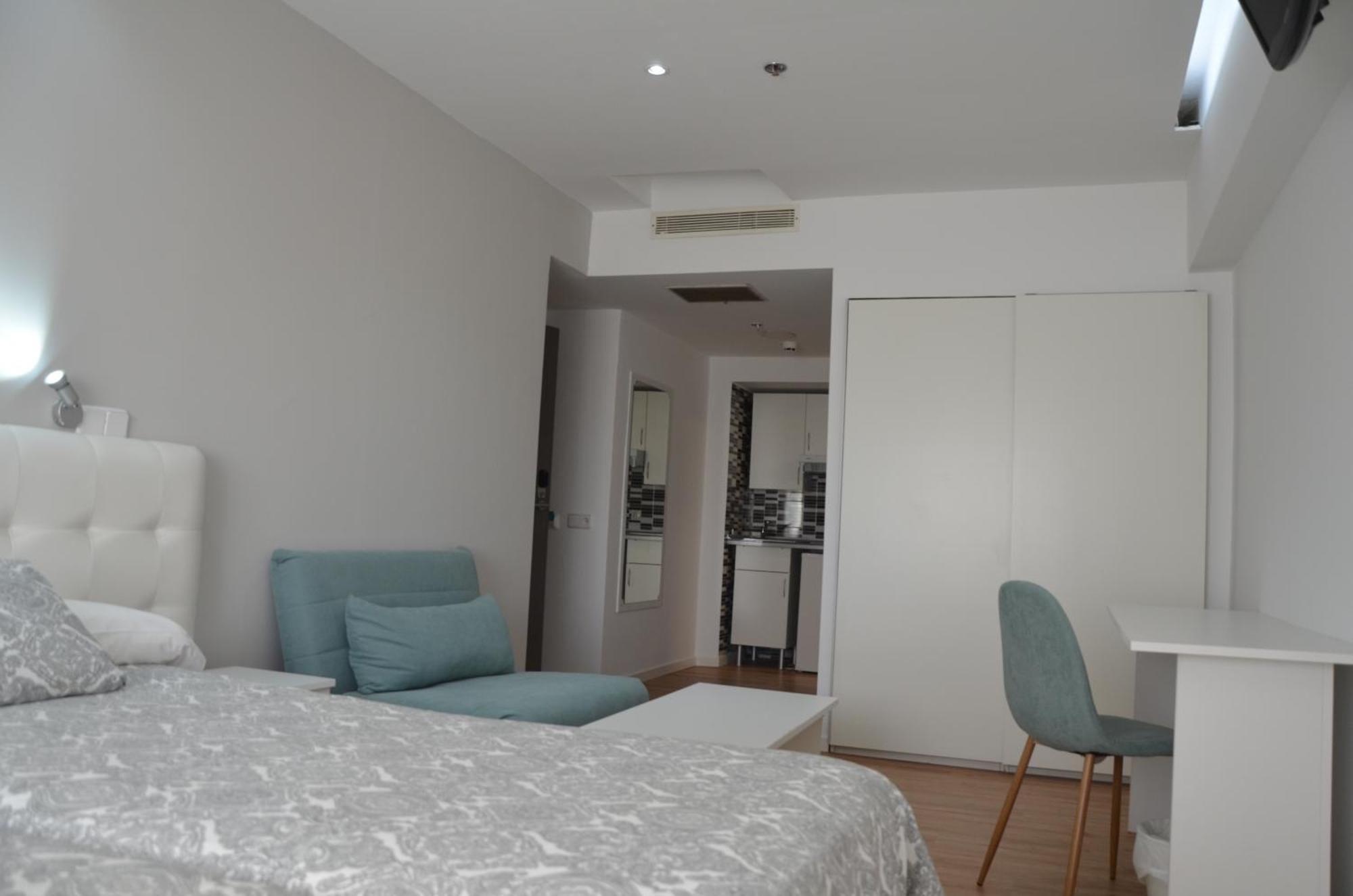 Aparthotel Boutique Urban Genova Madri