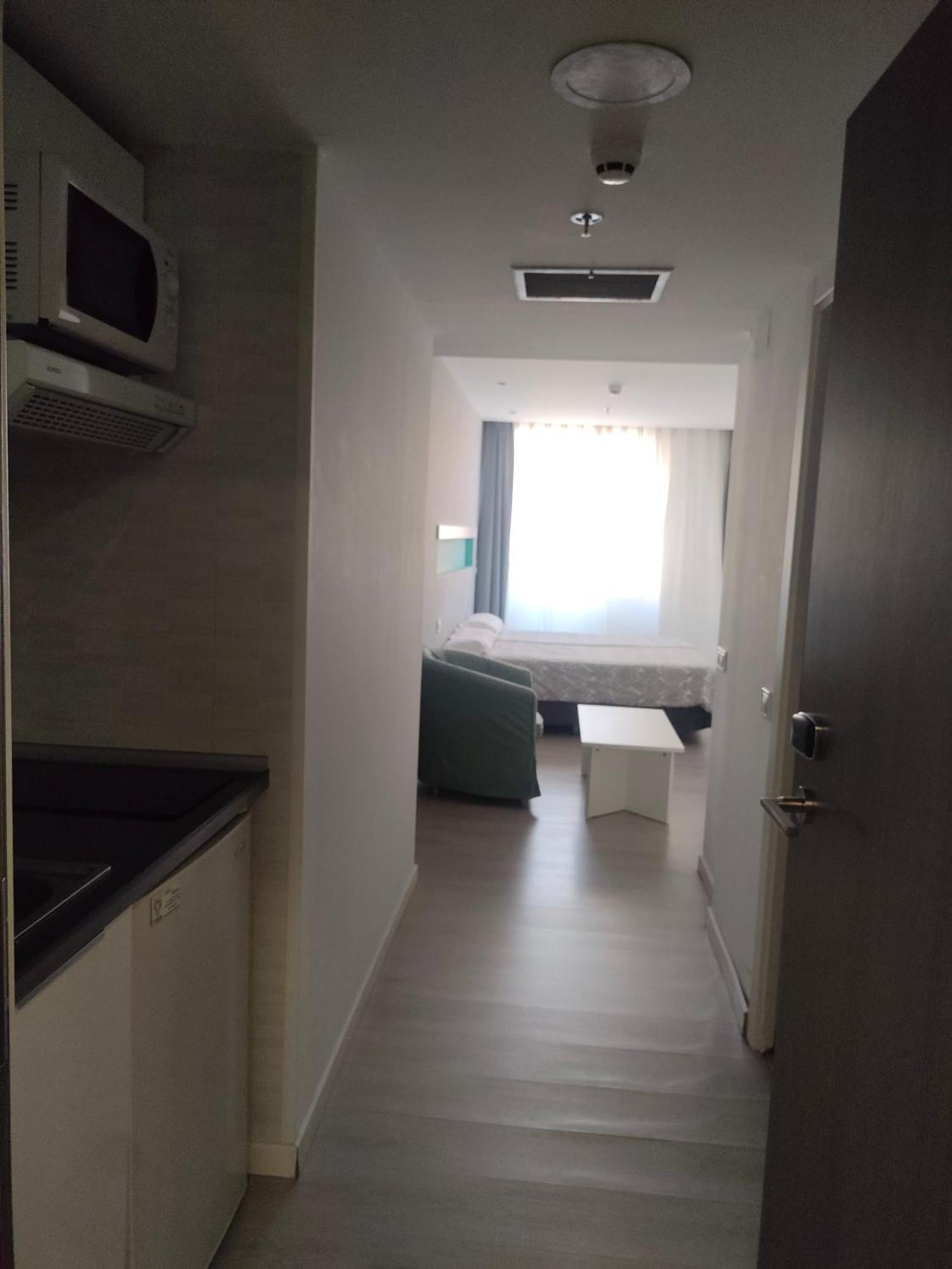Boutique Urban Serrano Apartahotel 2*