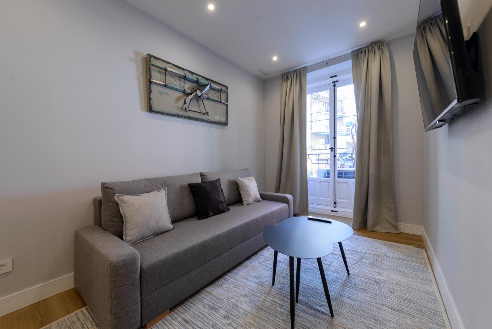 Museum Area Atocha 3br 2bth Apartamento
