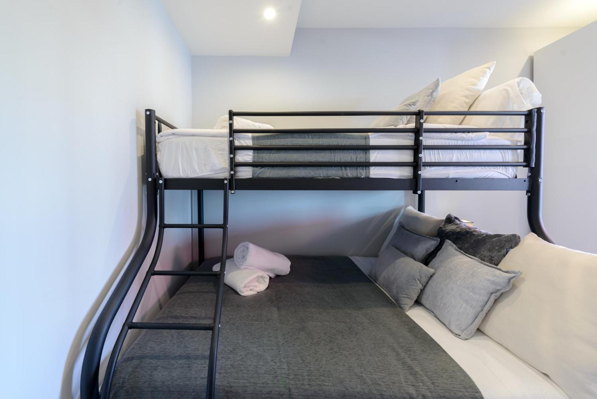 Museum Area Atocha 3br 2bth