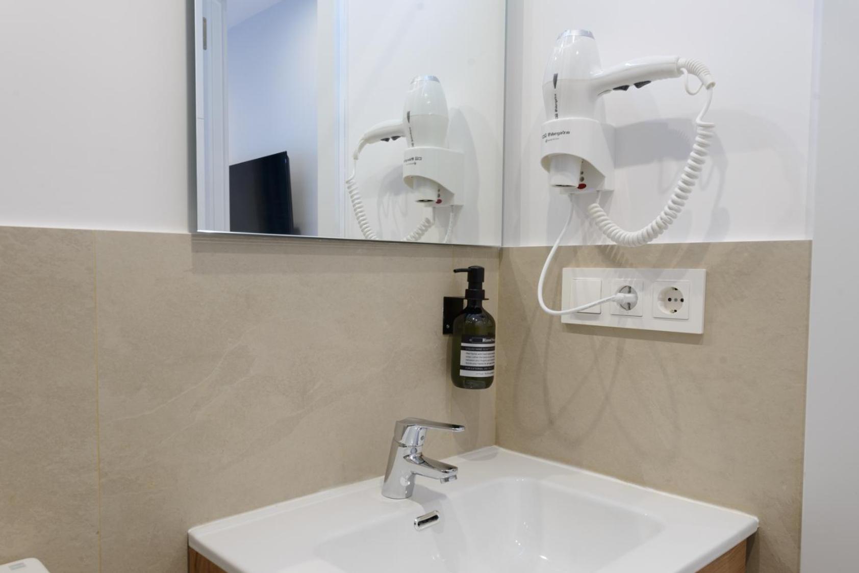 Museum Area Atocha 3br 2bth Apartamento