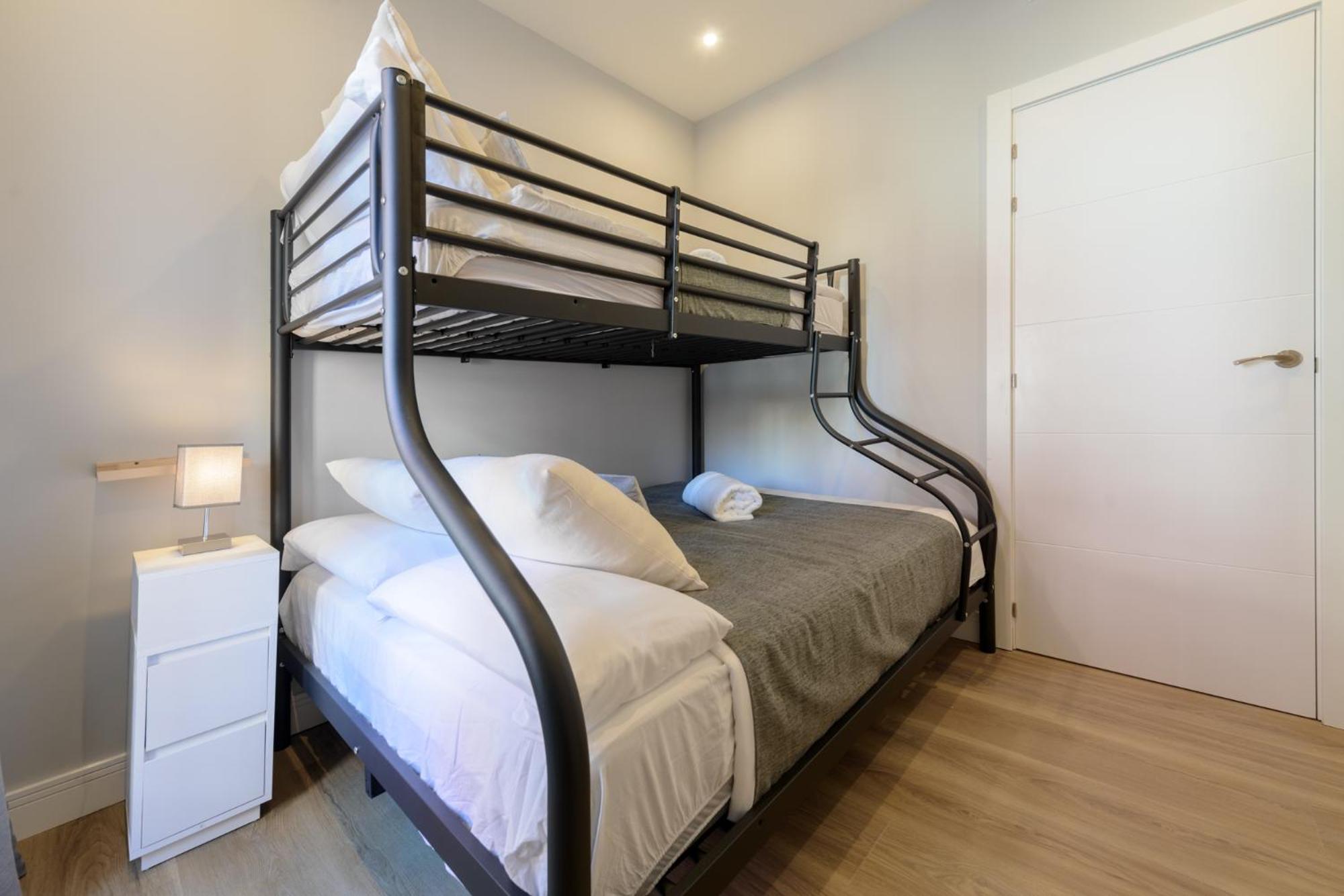 Museum Area Atocha 3br 2bth Apartamento *