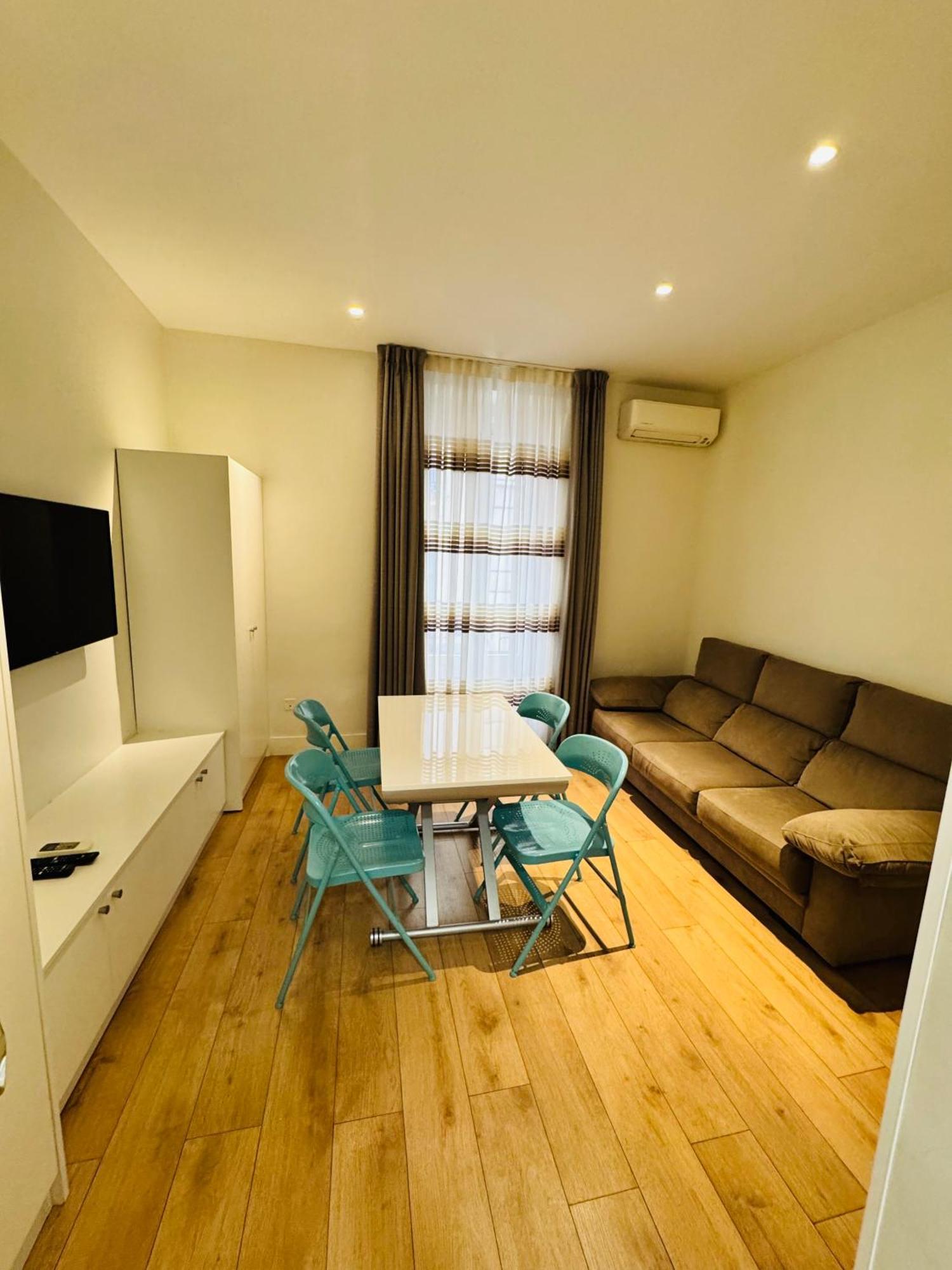 Apolo Apartamento Madri