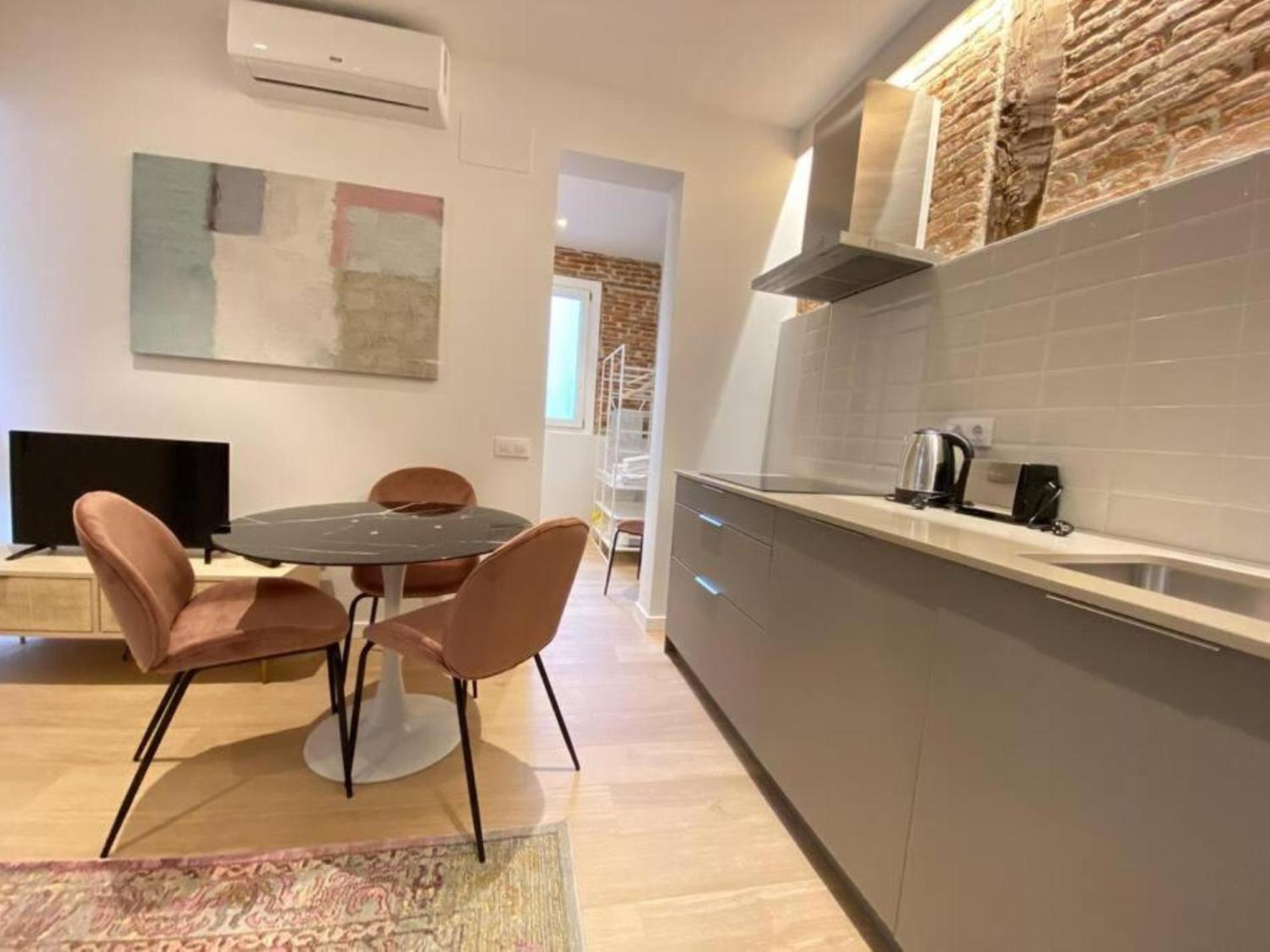 Appartamento La Latina Hub Perfect Location Mad Madrid