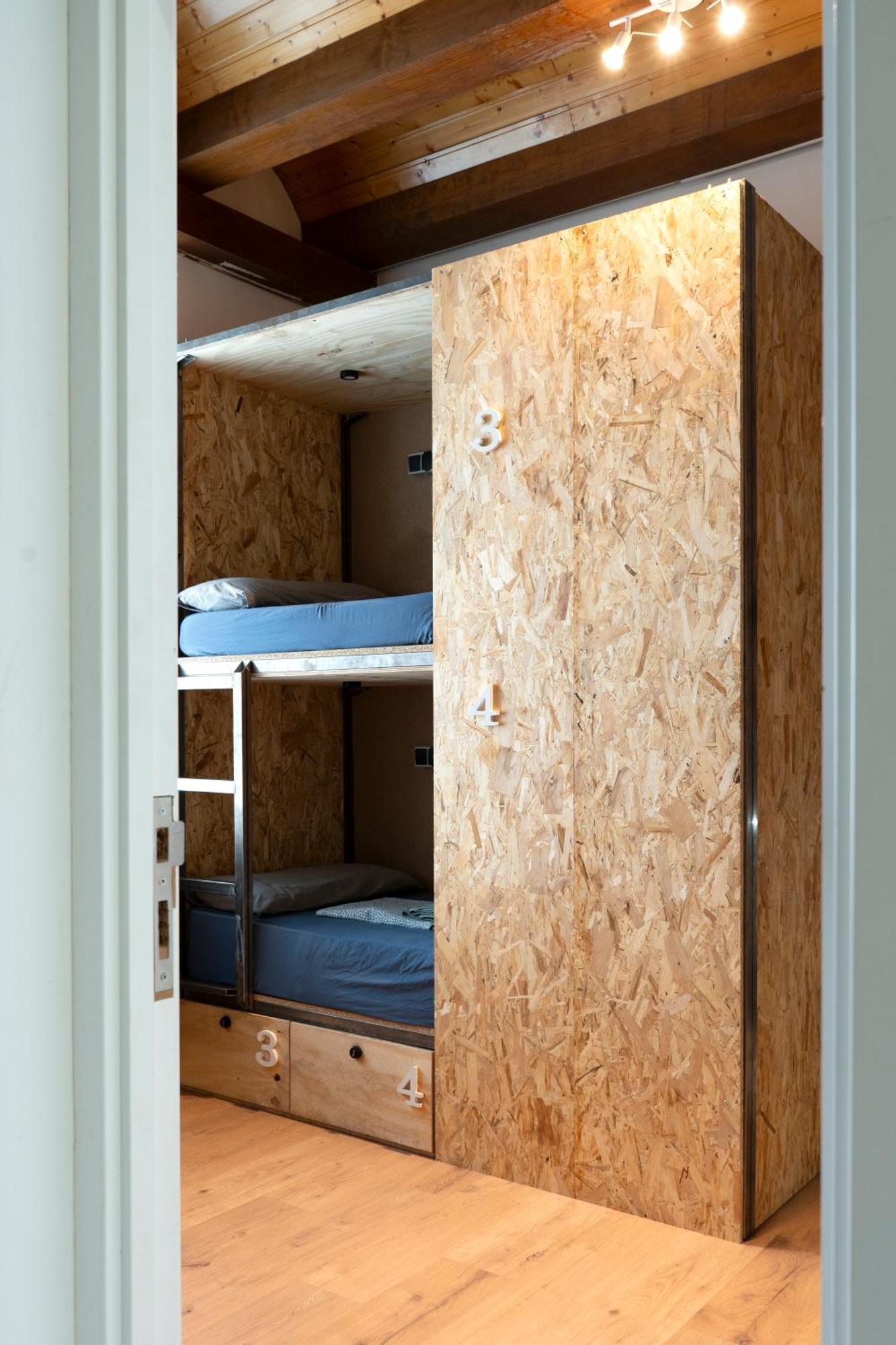 Hostel Xolo Host *