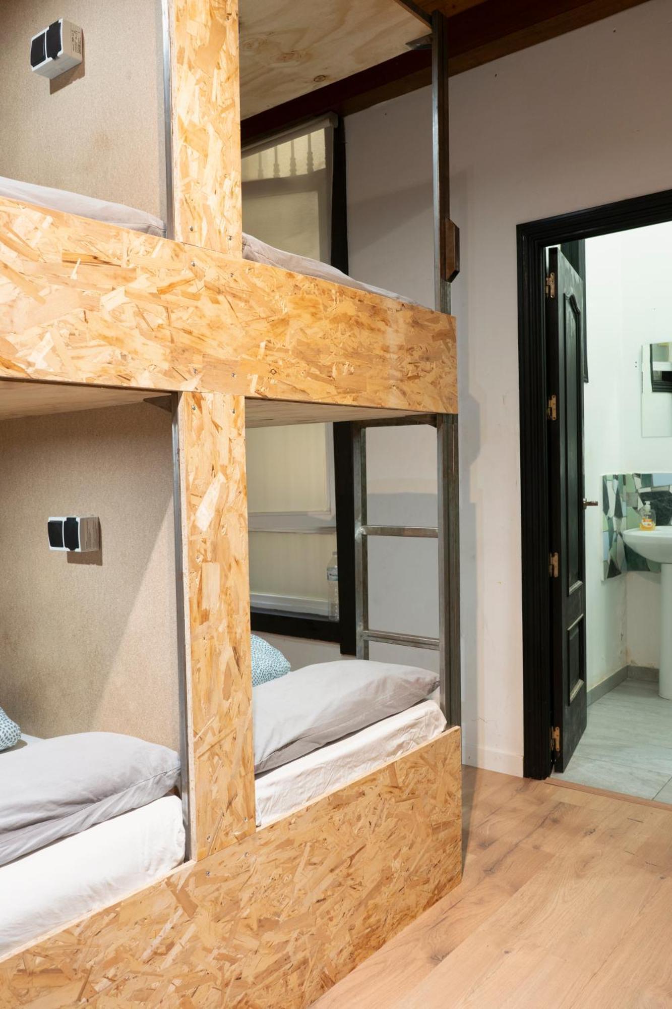 Hostel Xolo Host
