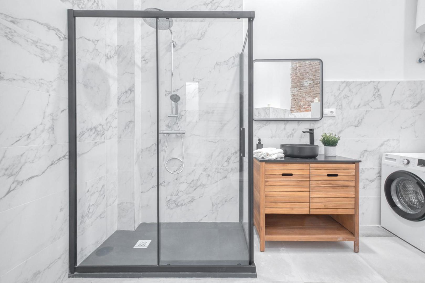 Apartamento De Diseno Nuevo En Zona Centrica 3hab 2banos