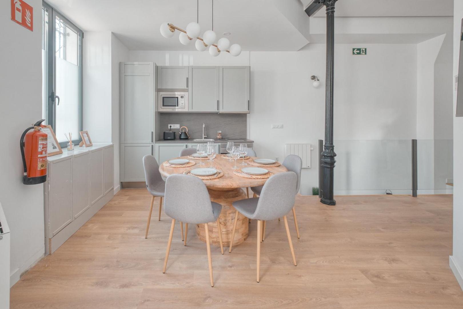 Apartamento De Diseno Nuevo En Zona Centrica 3hab 2banos