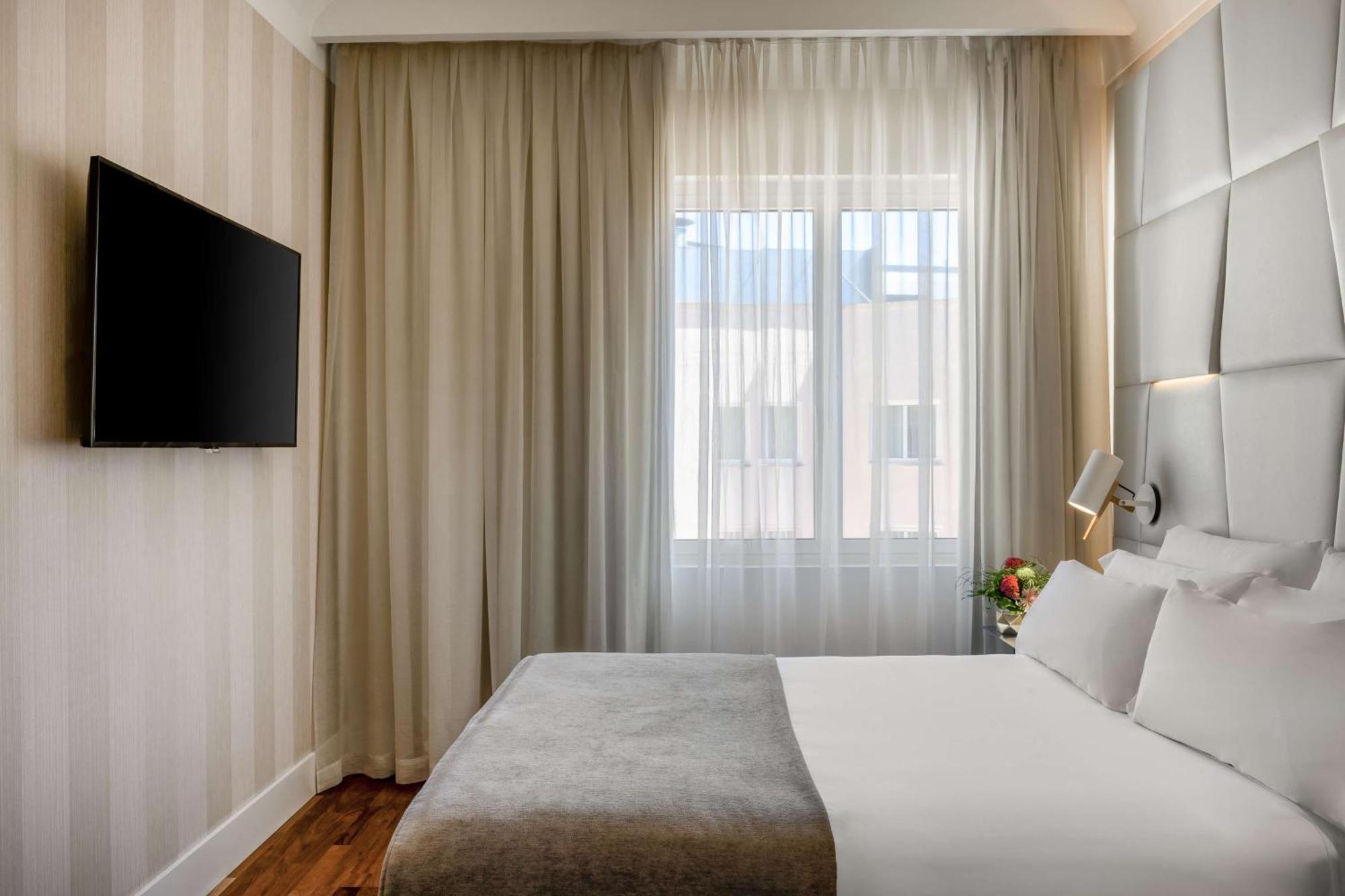 Hotel Nh Collection Colon 4*