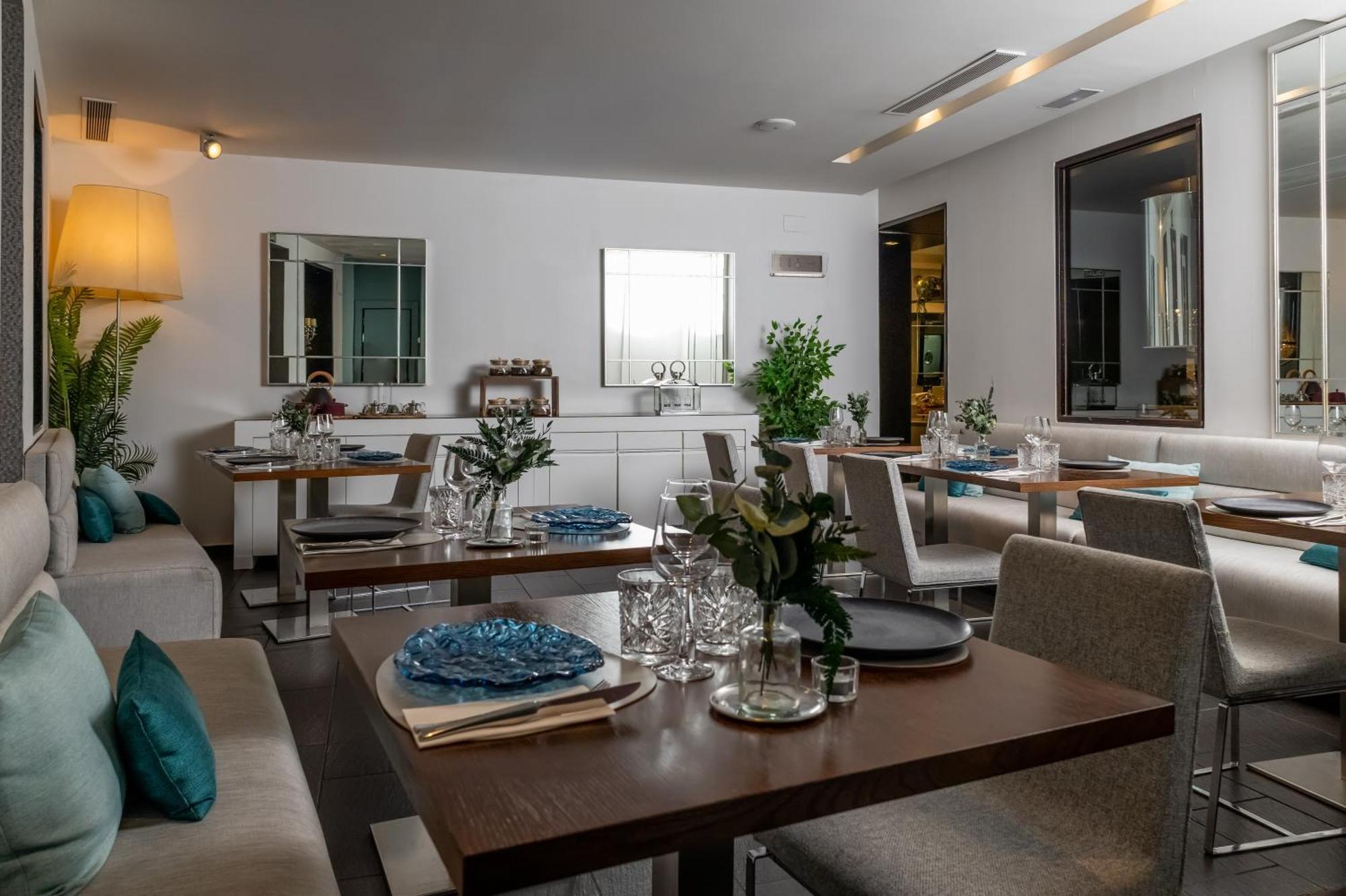Hospes Puerta De Alcala, A Member Of Design Hotel