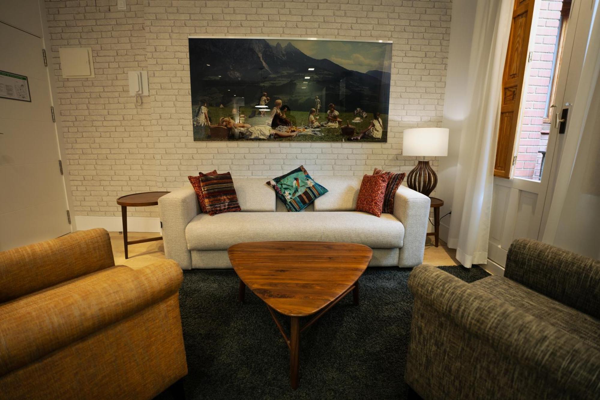 Palacio Conde Miranda Apartment Madrid