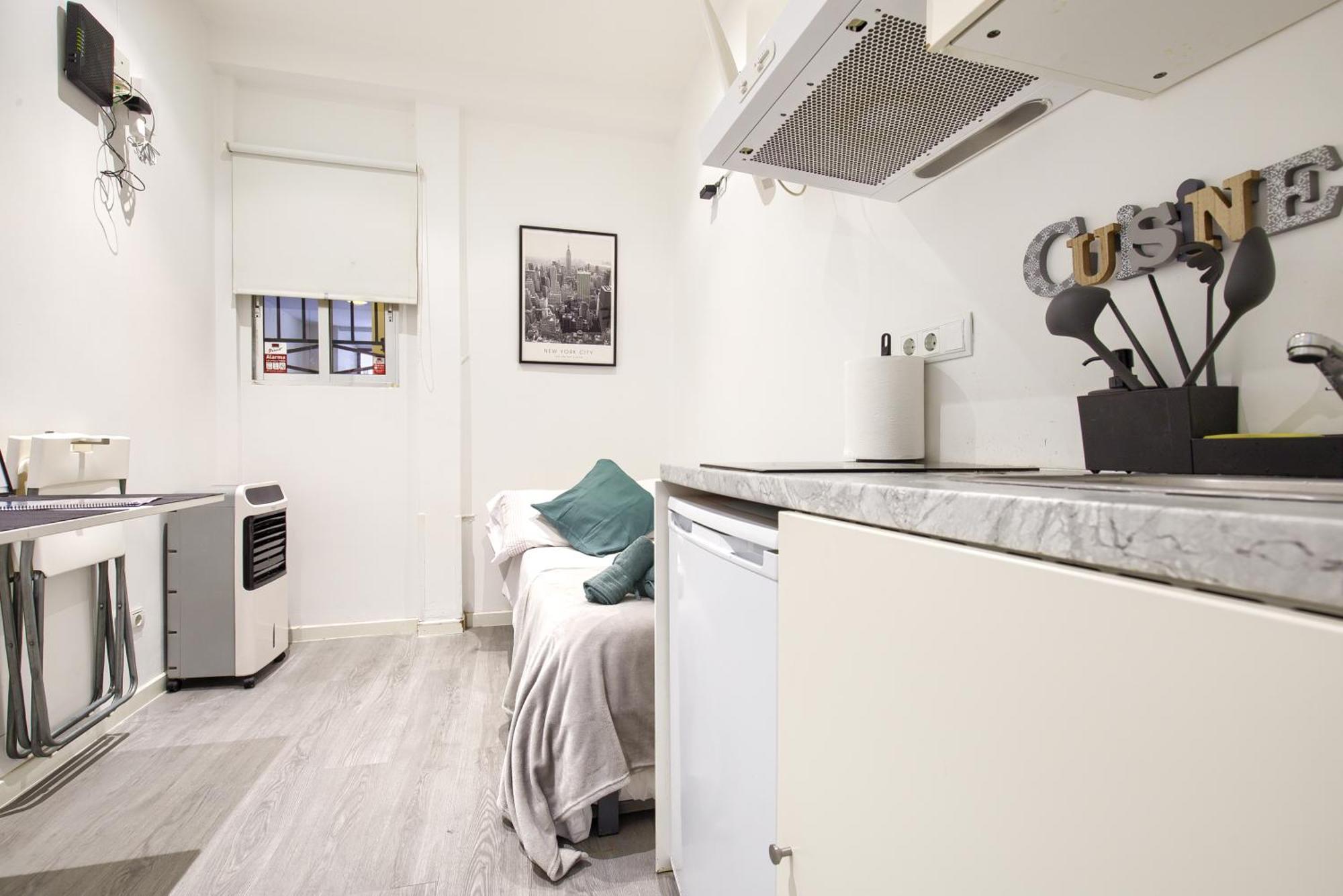 Petit Estudio En , Centro, 2 Pax, Wi-fi & Tv Apartamento