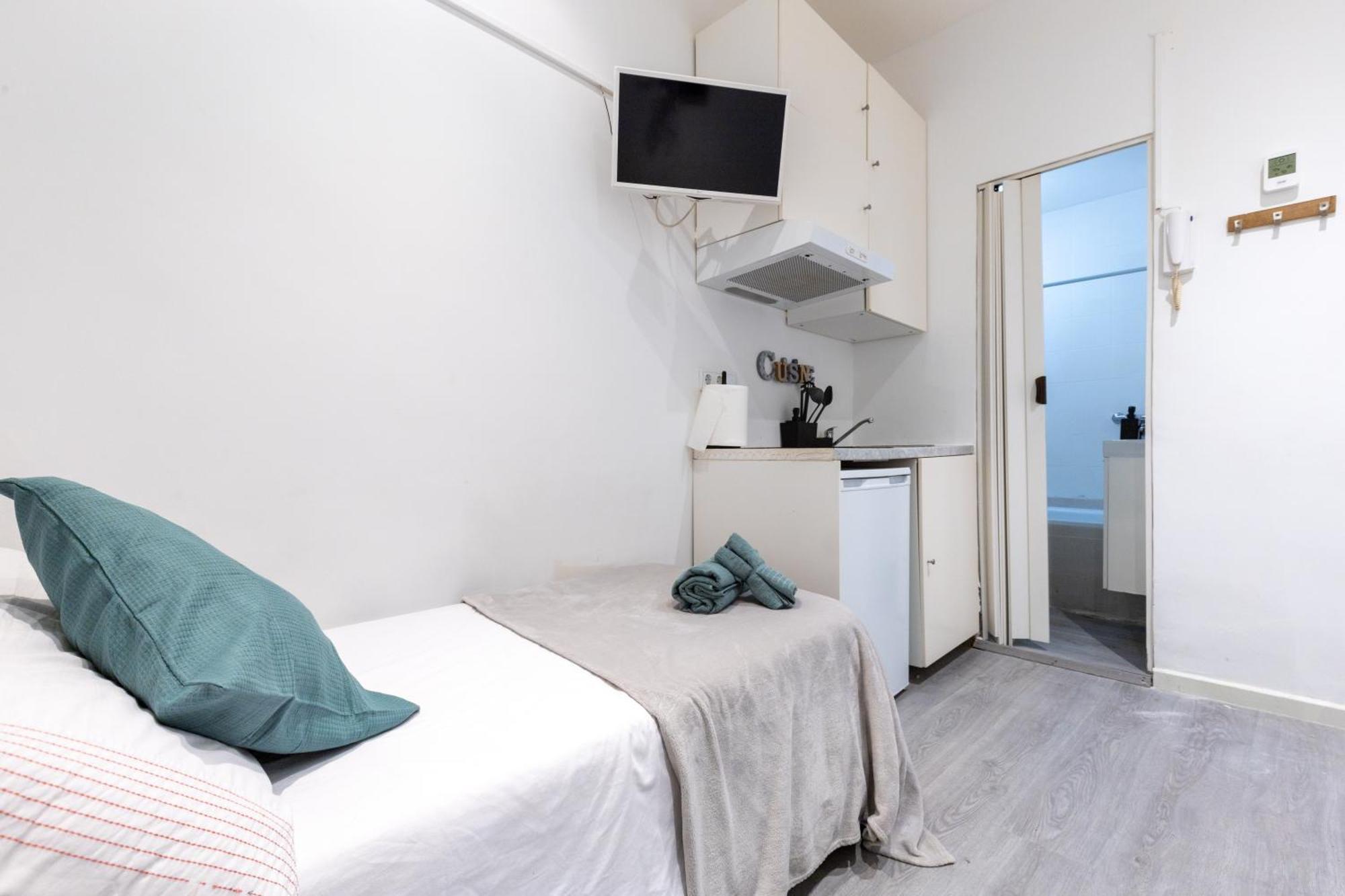 Petit Estudio En , Centro, 2 Pax, Wi-fi & Tv Apartamento