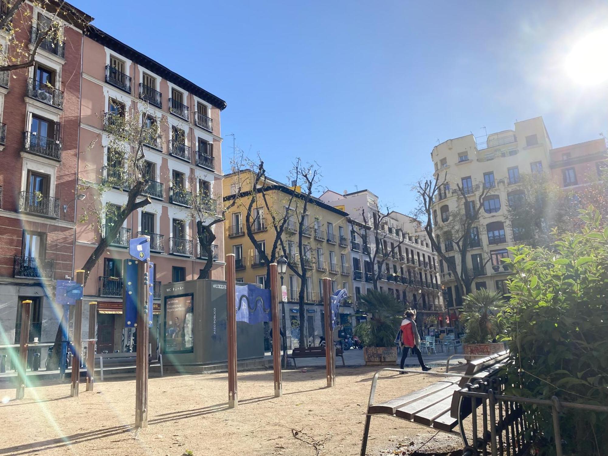 Petit Estudio En , Centro, 2 Pax, Wi-fi & Tv *