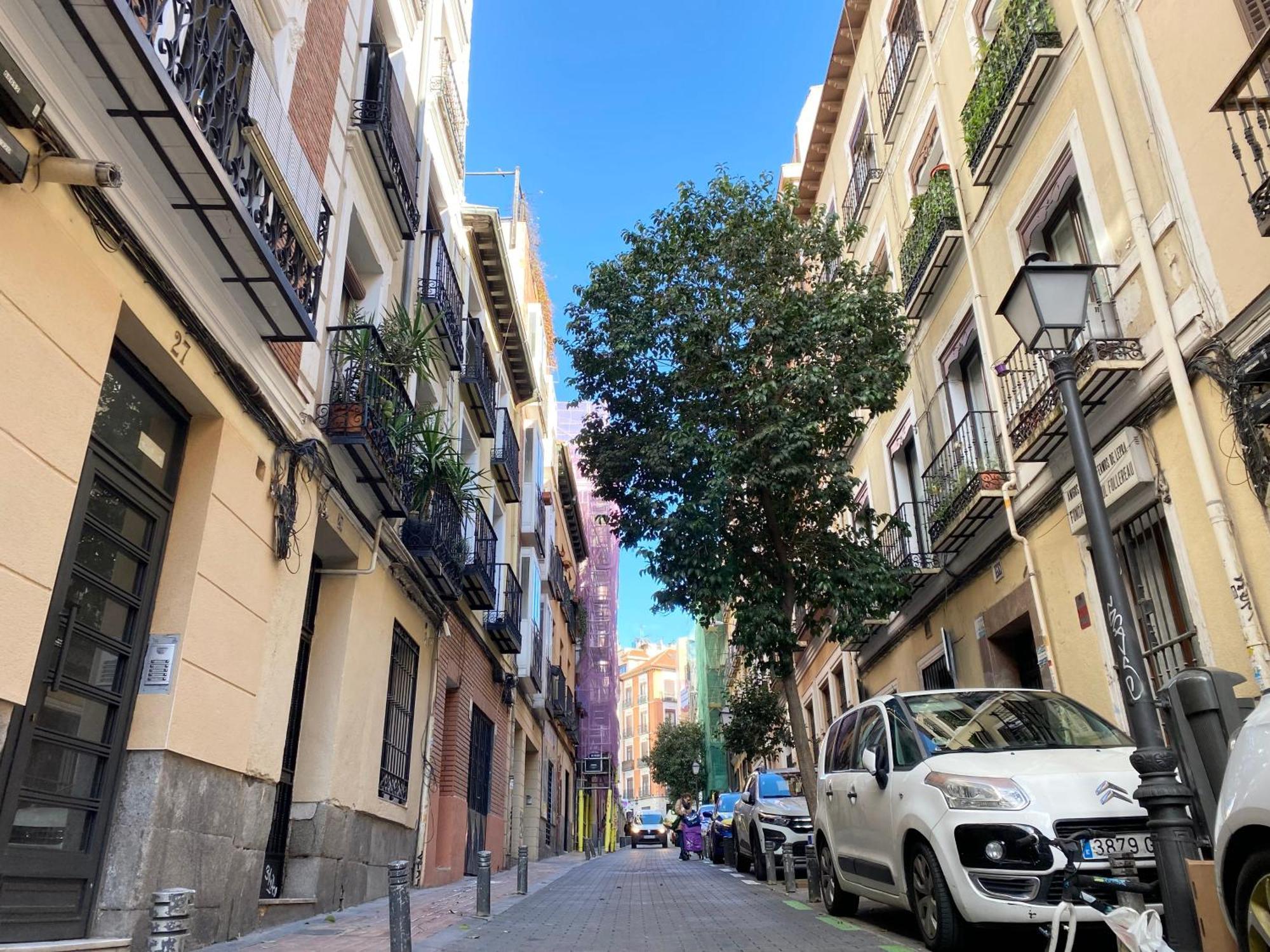 Apartamento Petit Estudio En , Centro, 2 Pax, Wi-fi & Tv *