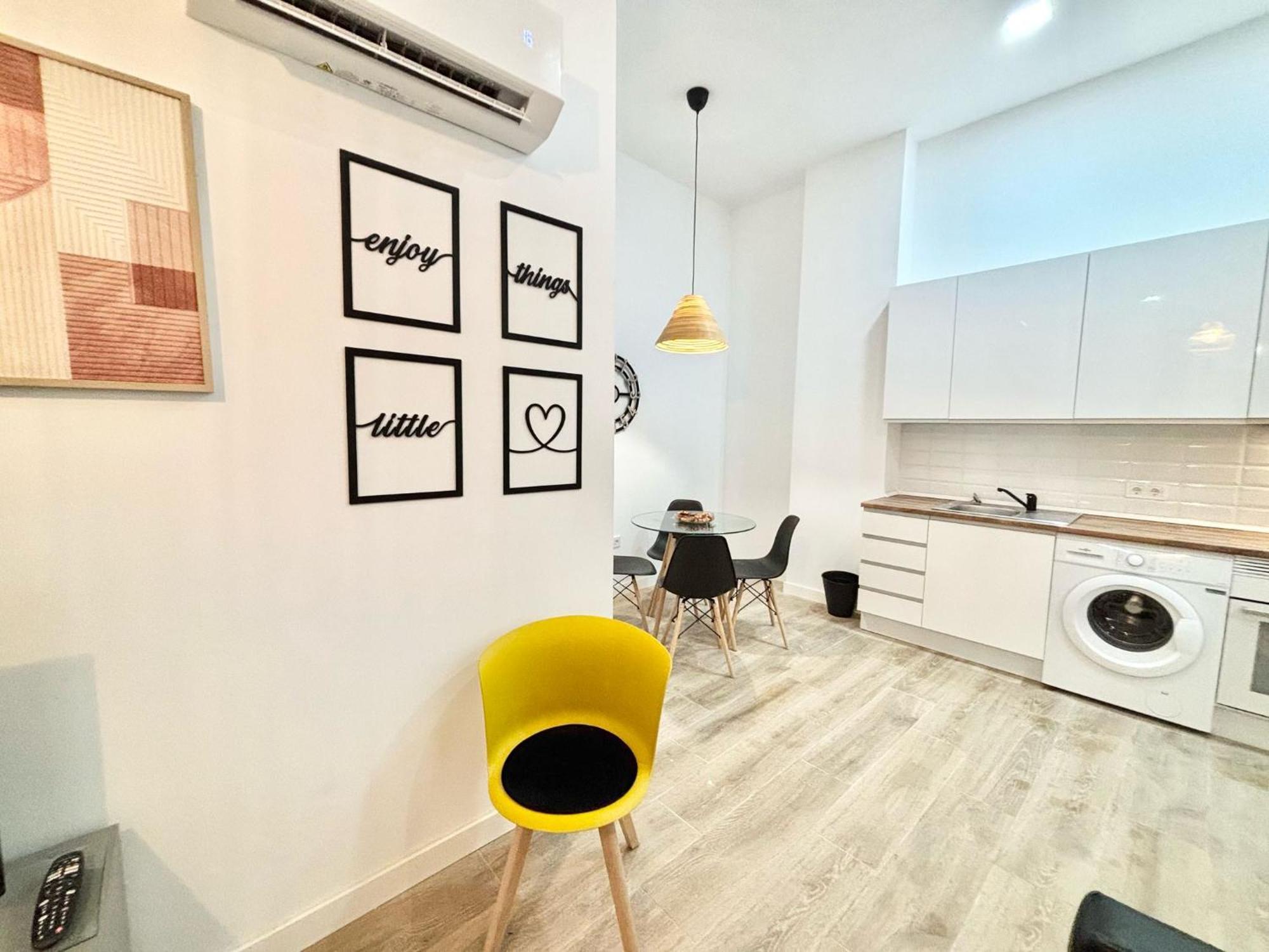 Amch Renfe Asamblea De 02 Appartement *