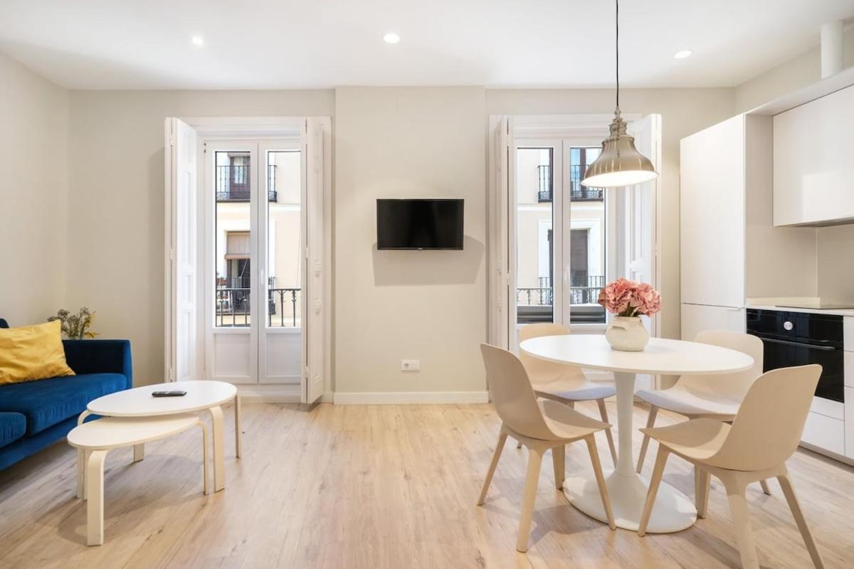 Appartamento Modern, Brand-new For 4 In Letras - Huertas