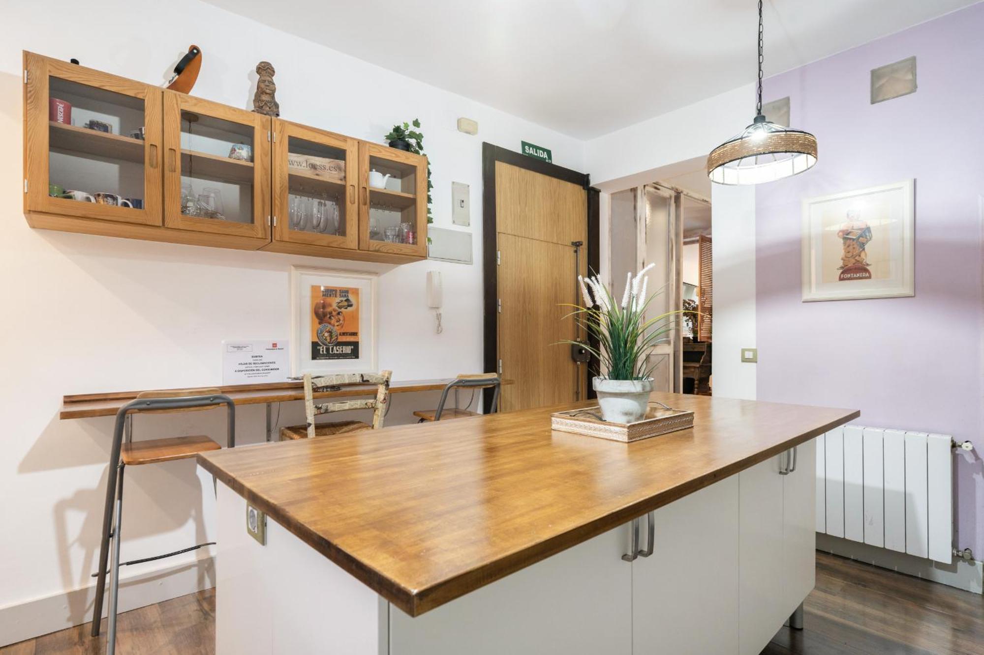 Apartamento Grande En Lavapies Alquiler Temporal