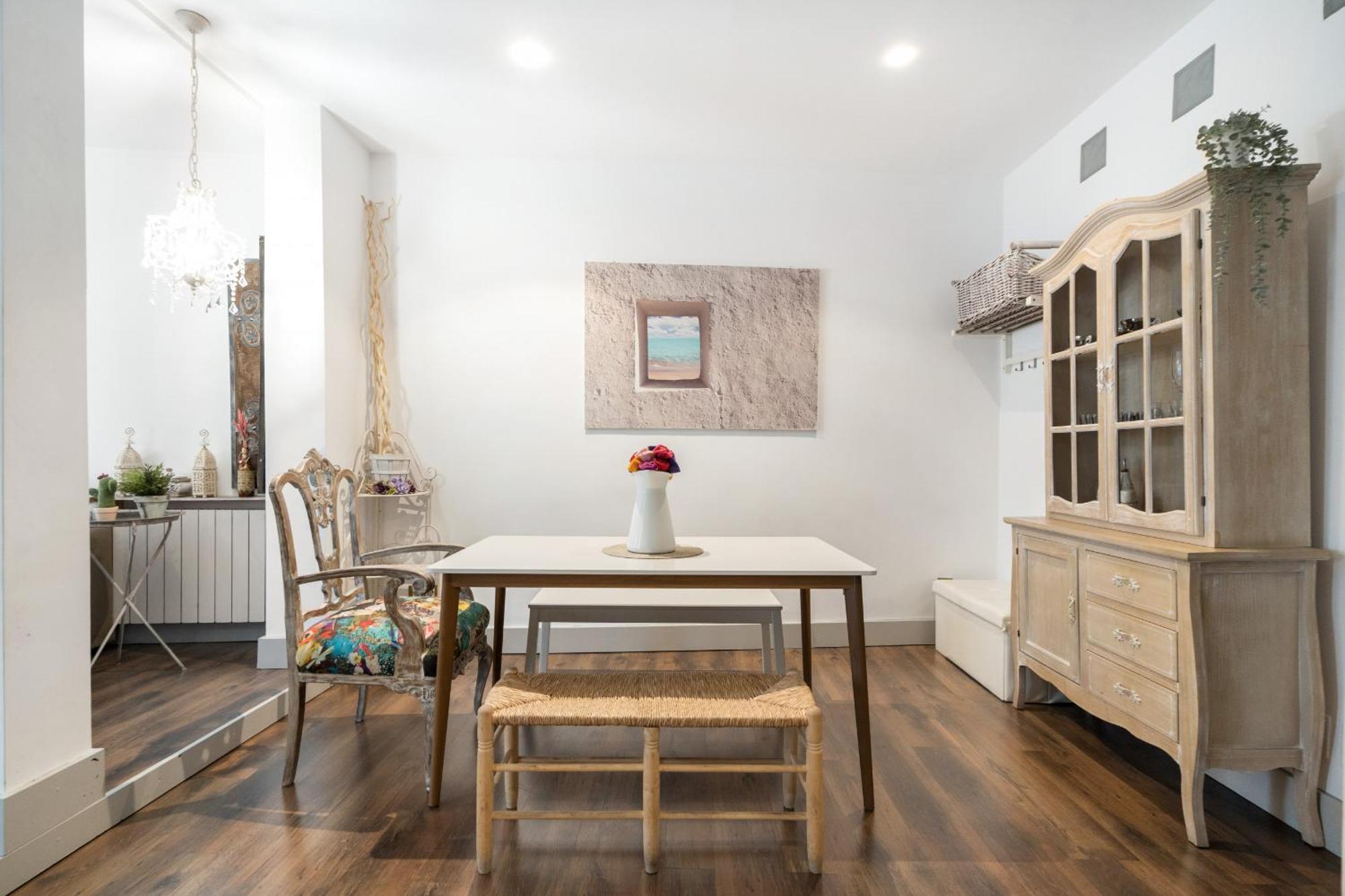 Apartamento Grande En Lavapies Alquiler Temporal *