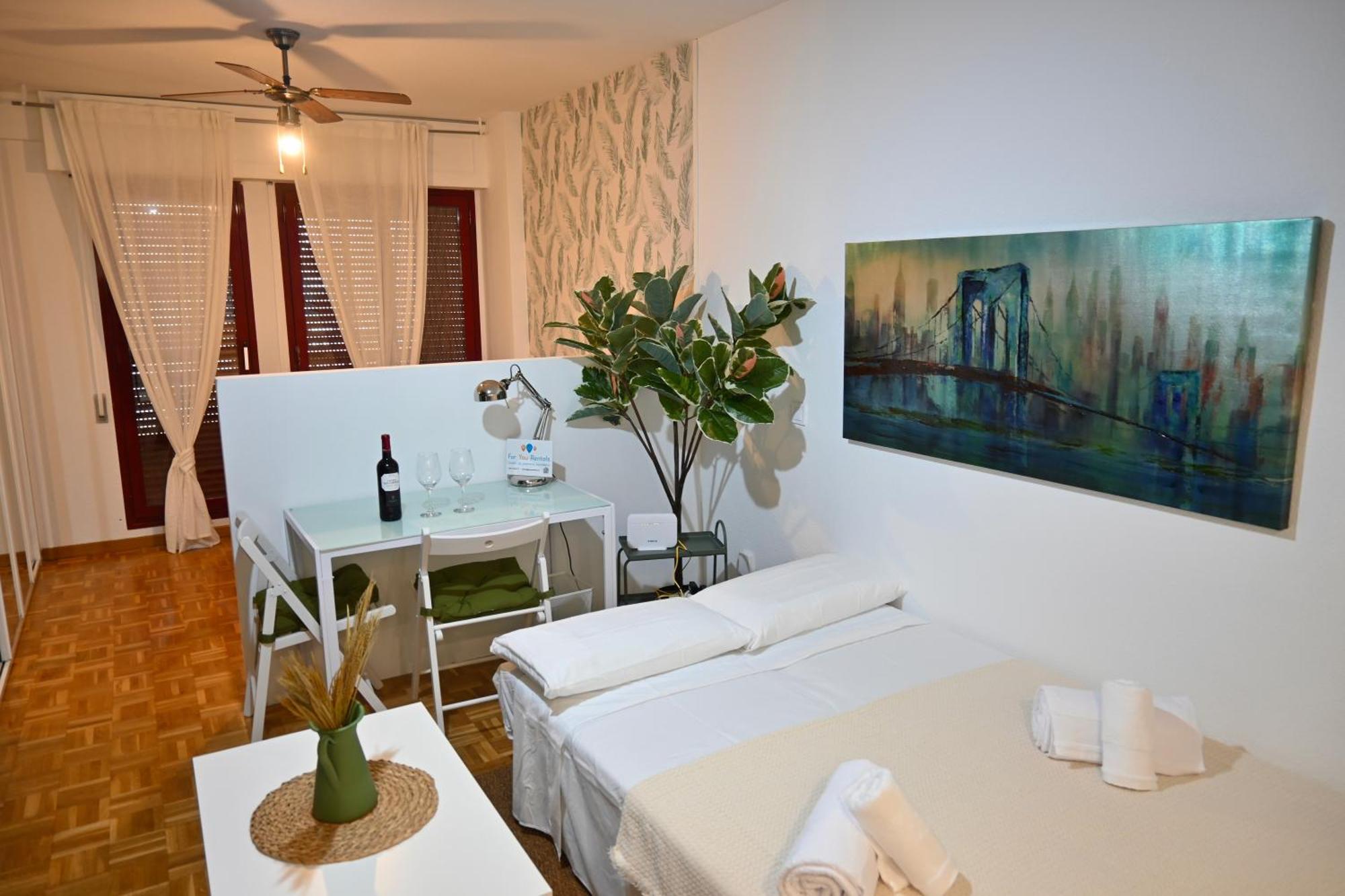 Apartamento For Luminoso Y Practico Temporal En El Barrio Del Pilar Hrl5 Madri